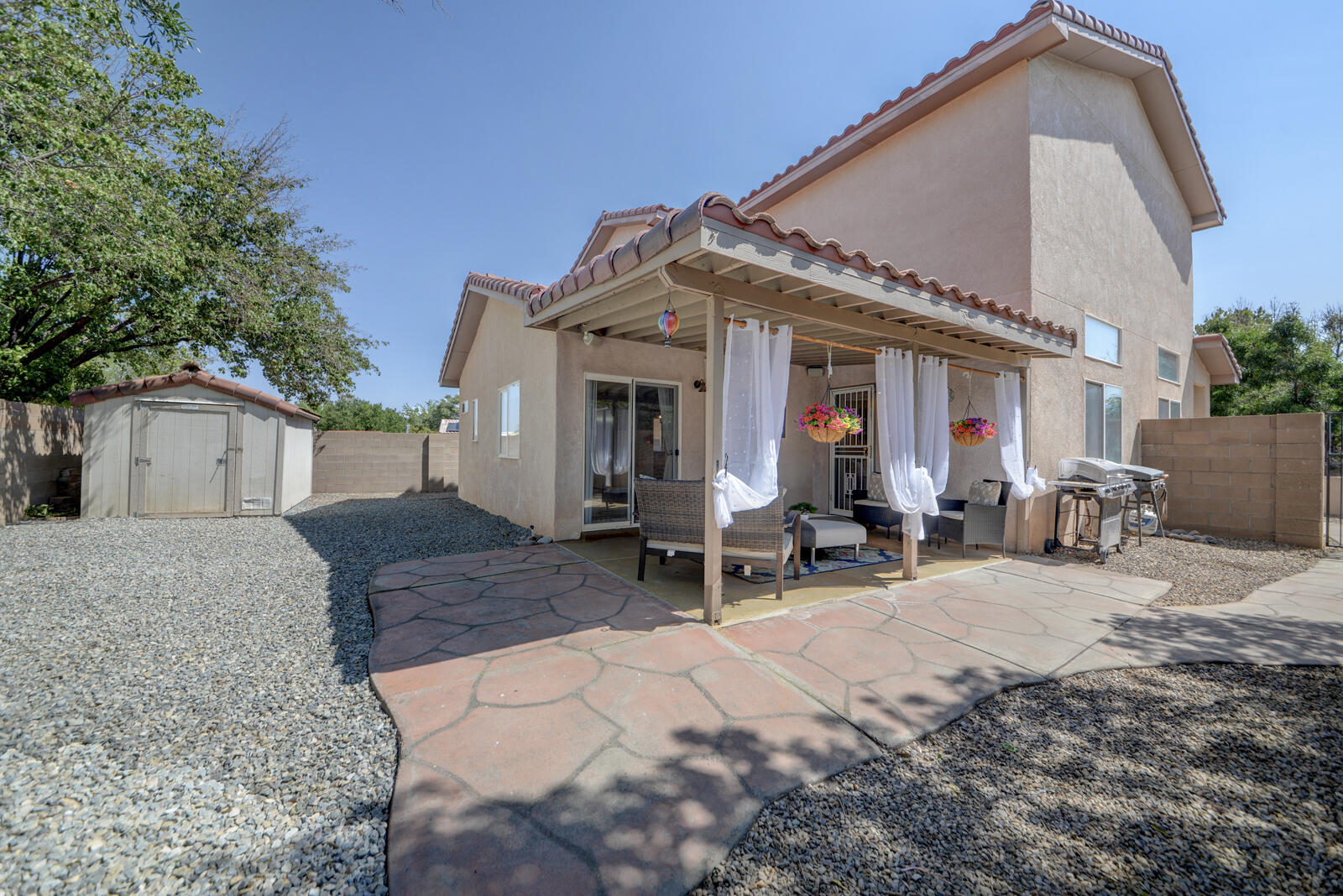 1012 Casa Maria Road NE