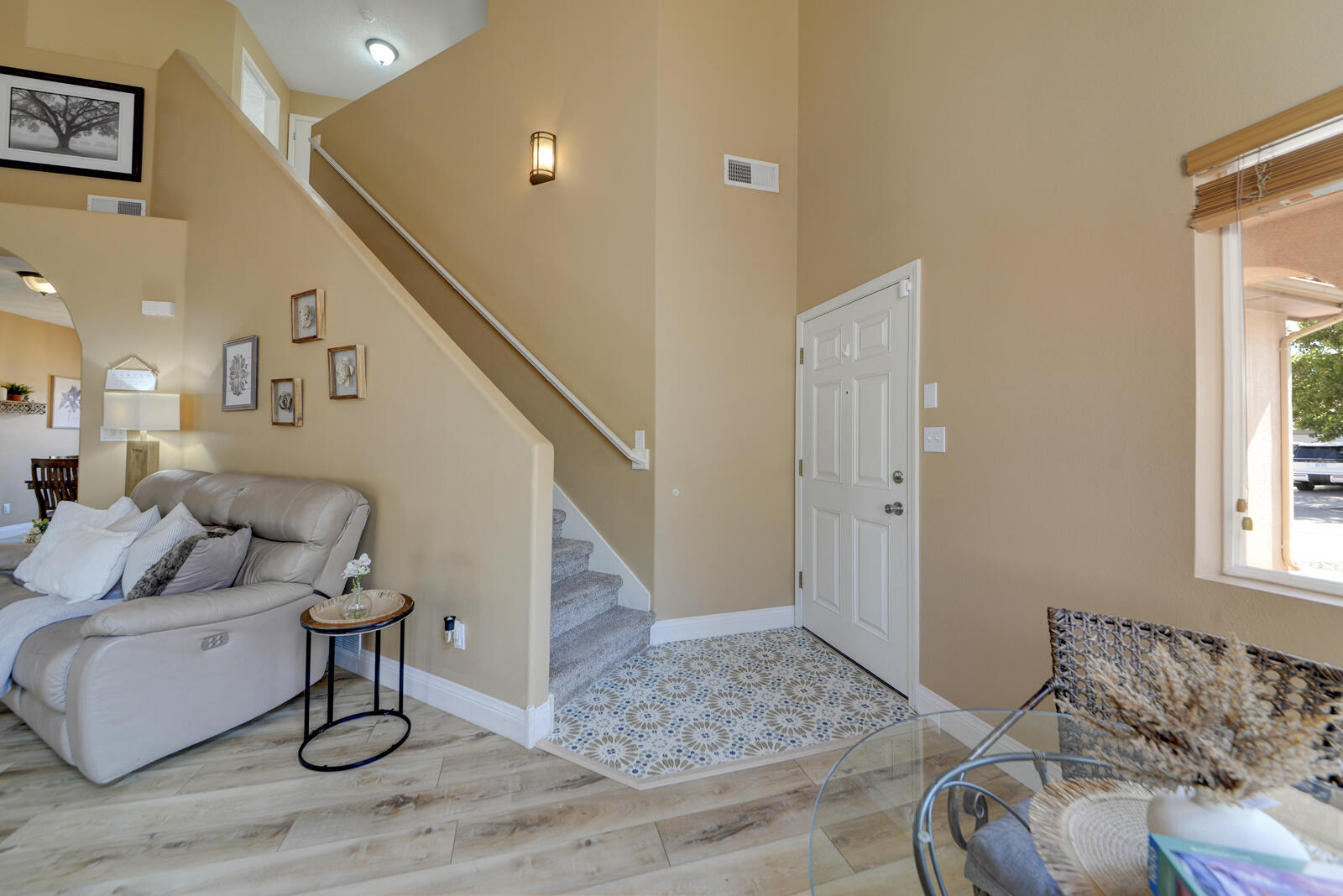 1012 Casa Maria Road NE