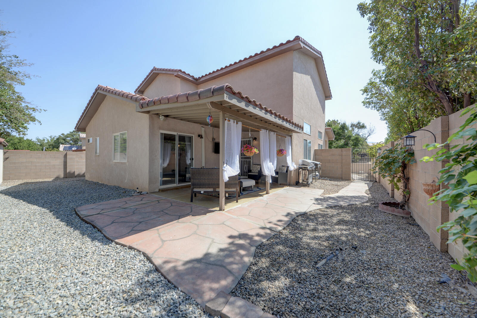1012 Casa Maria Road NE