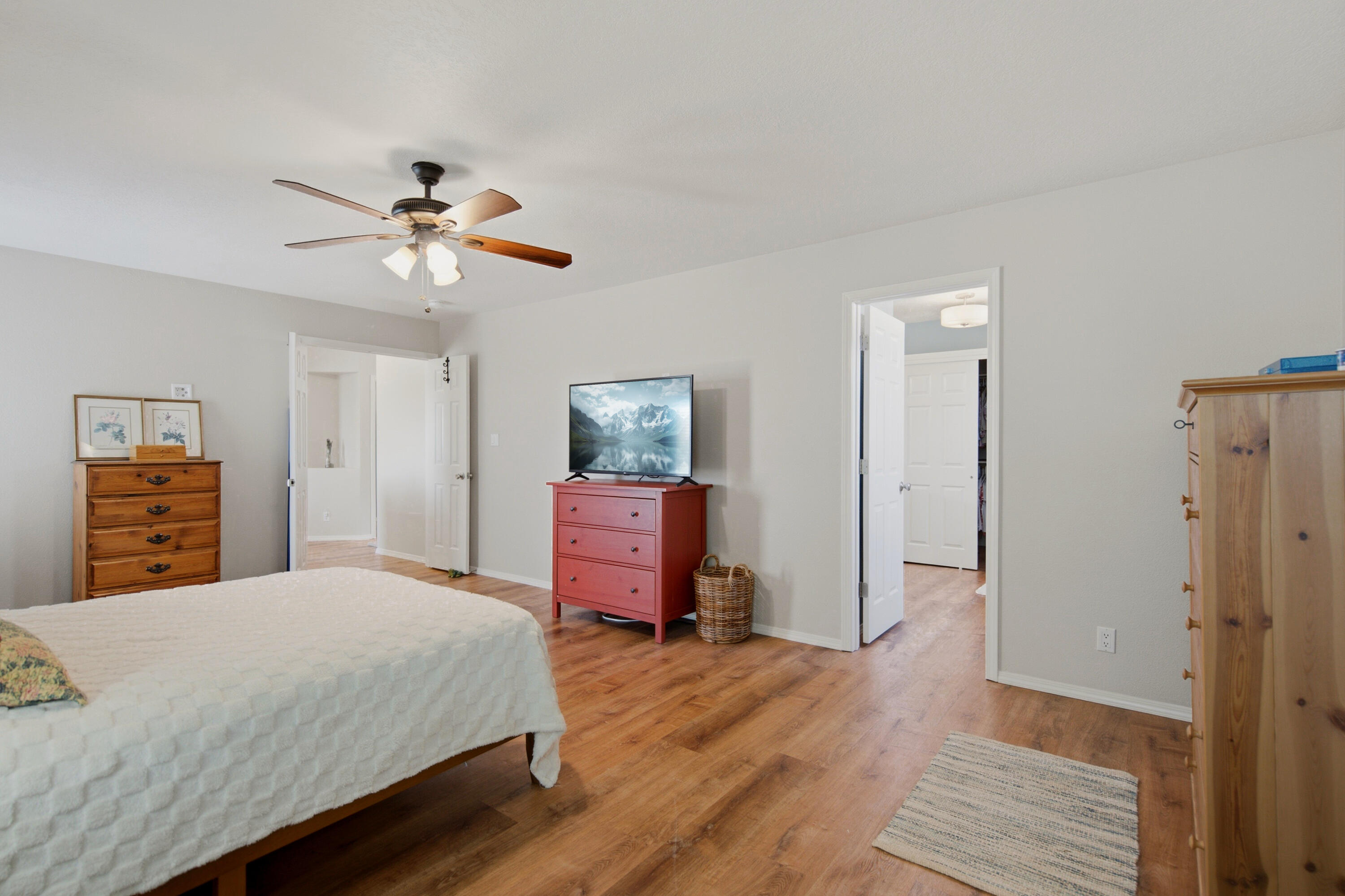 1005 Chiricahua Street SE