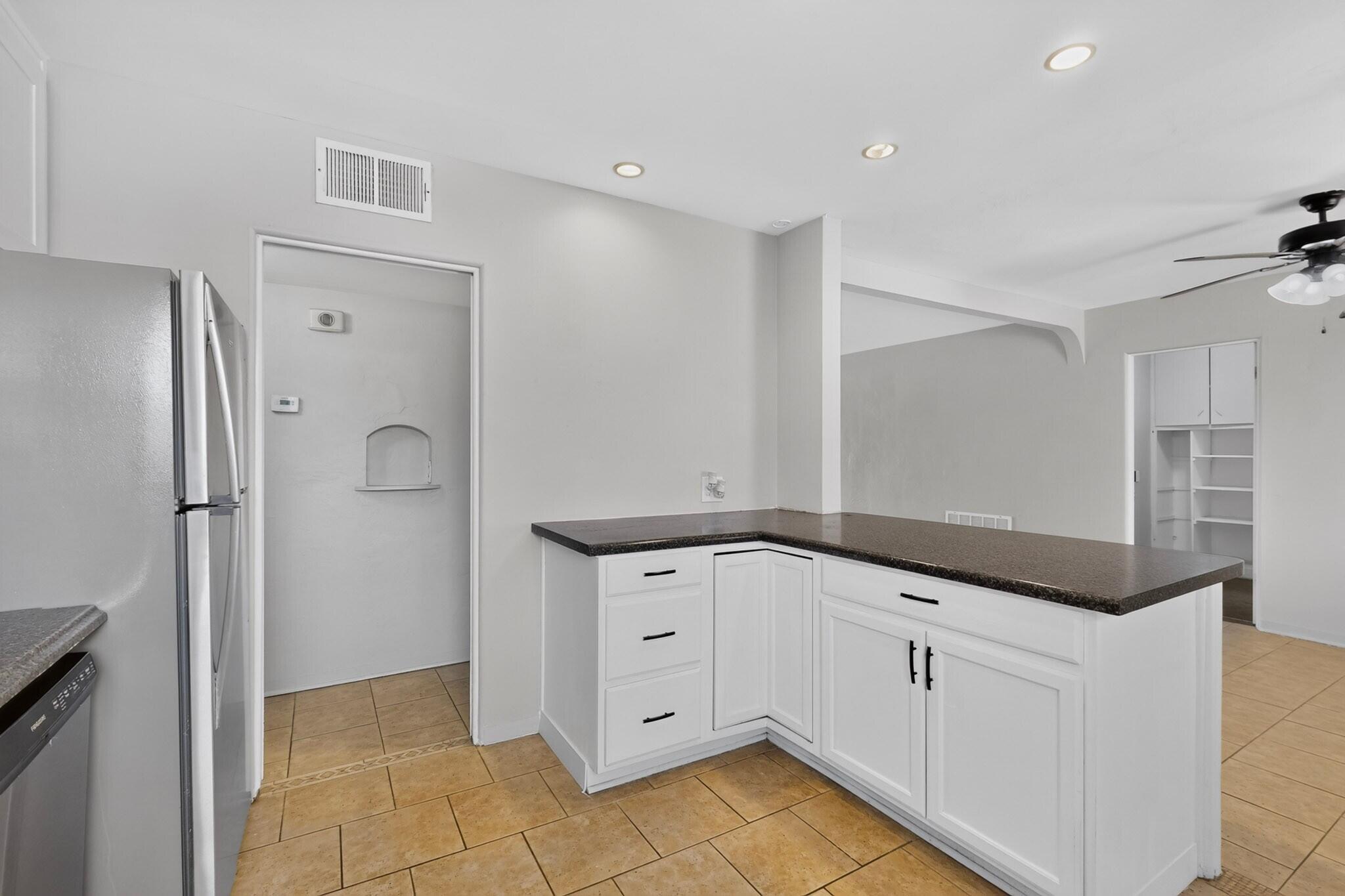 5808 Princess Jeanne Avenue NE