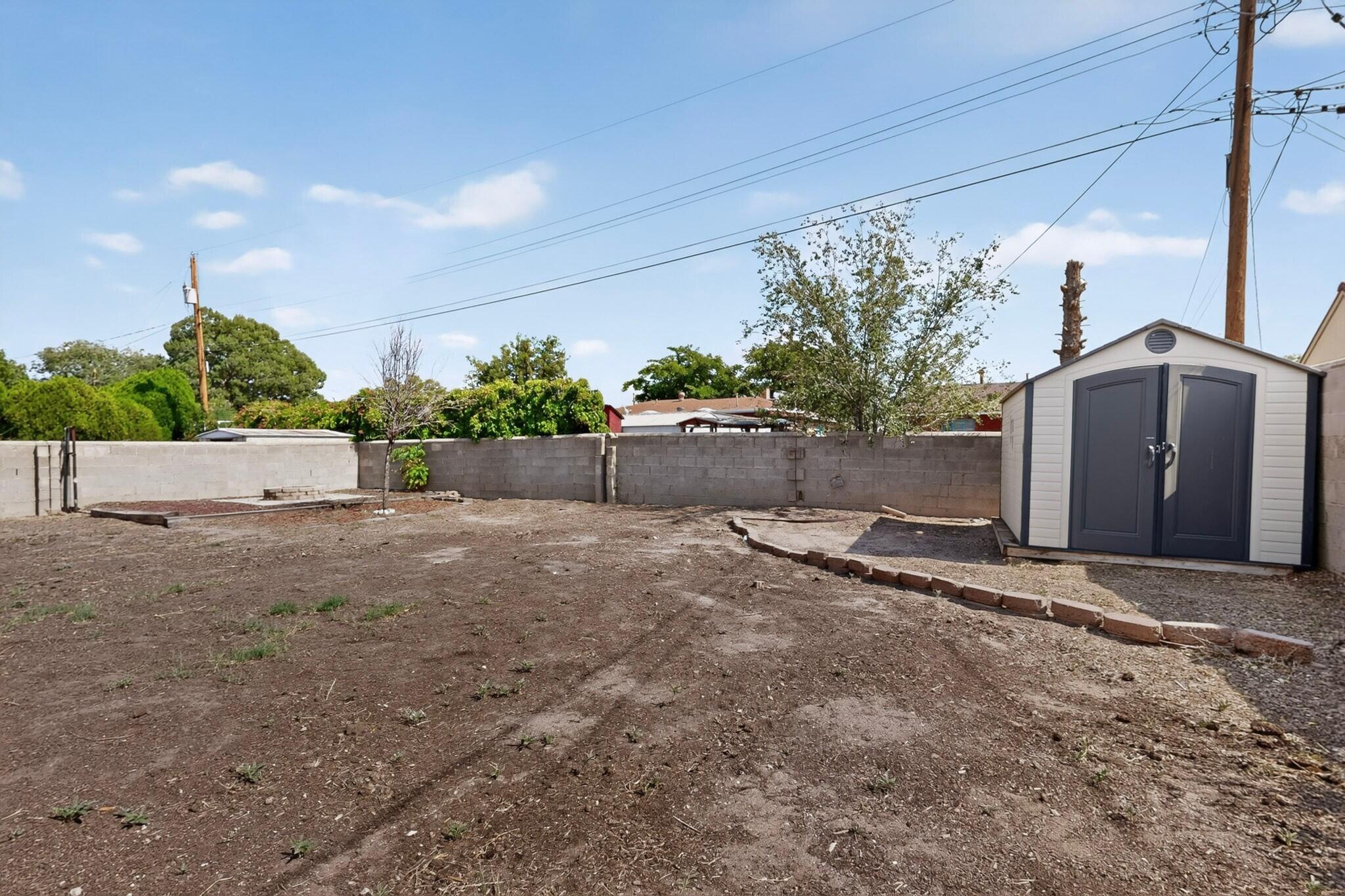5808 Princess Jeanne Avenue NE