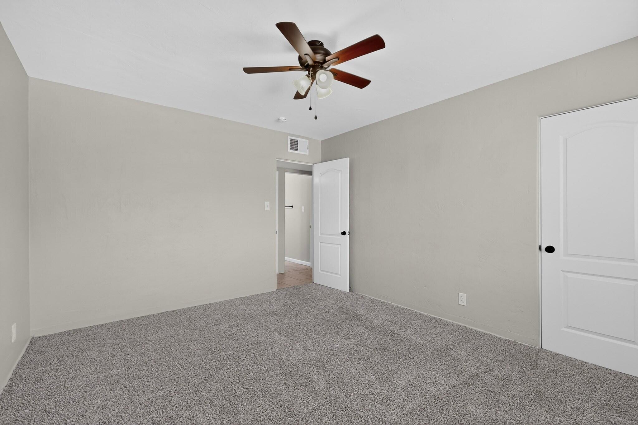 5808 Princess Jeanne Avenue NE