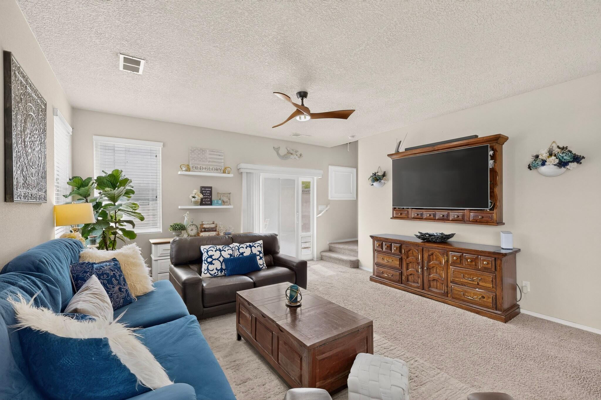 839 Serrano Pointe NW