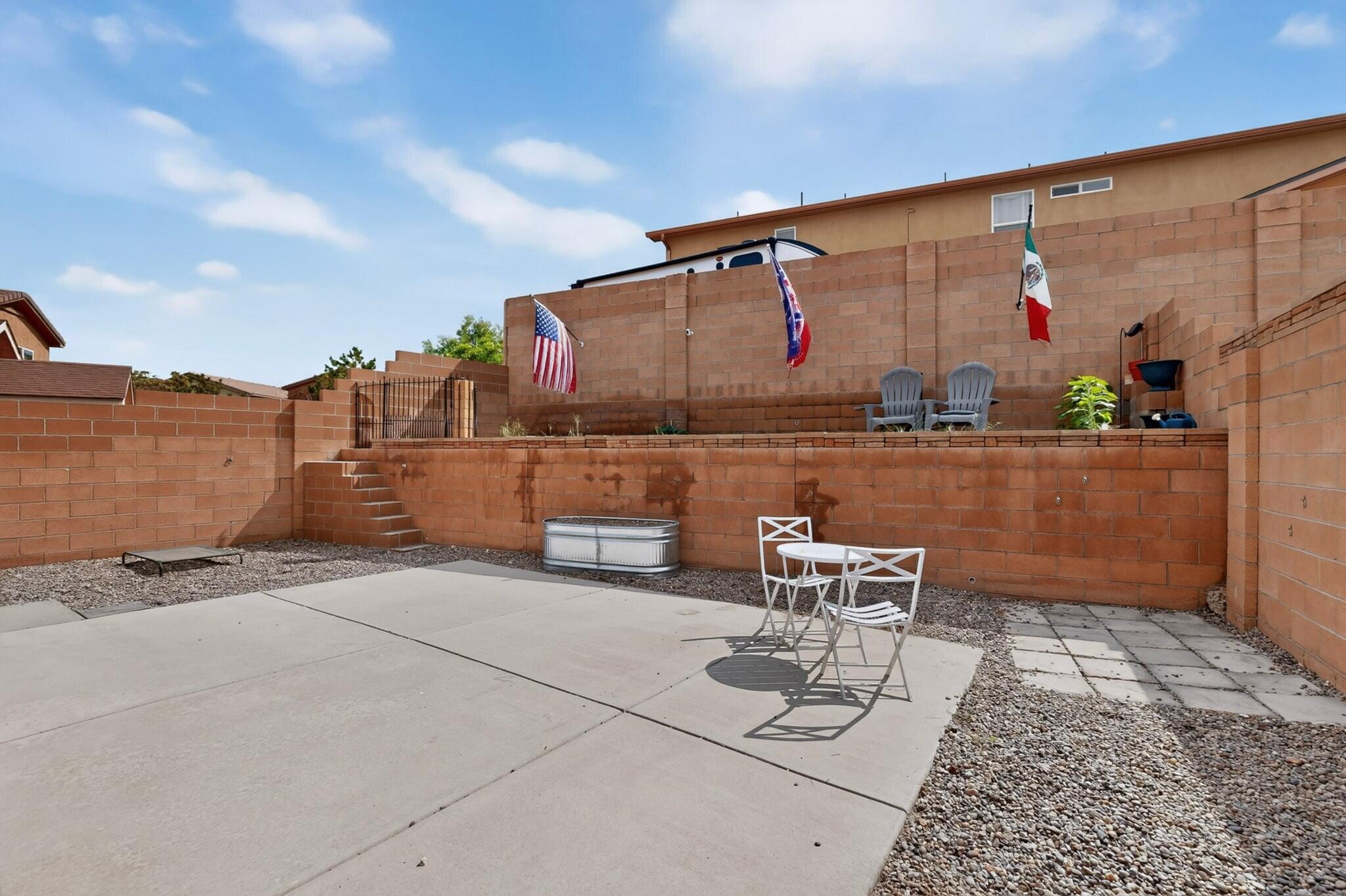 839 Serrano Pointe NW
