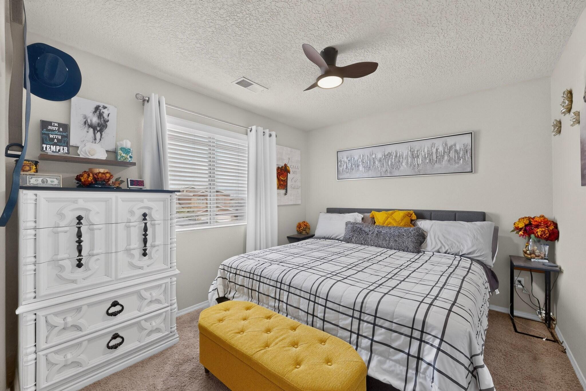 839 Serrano Pointe NW