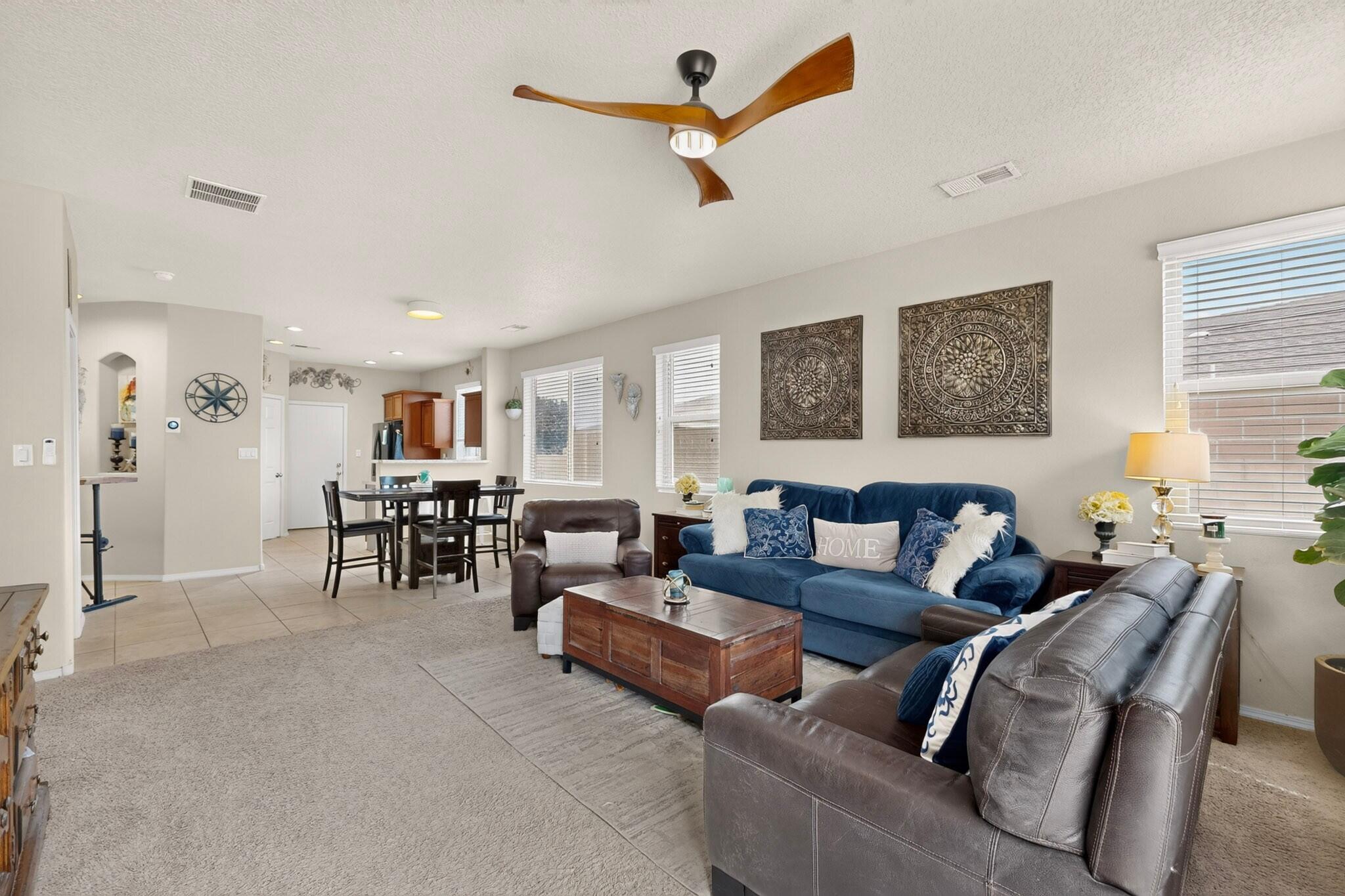 839 Serrano Pointe NW