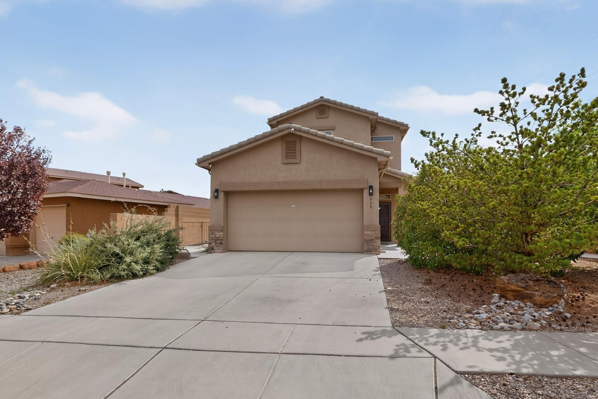 839 Serrano Pointe NW