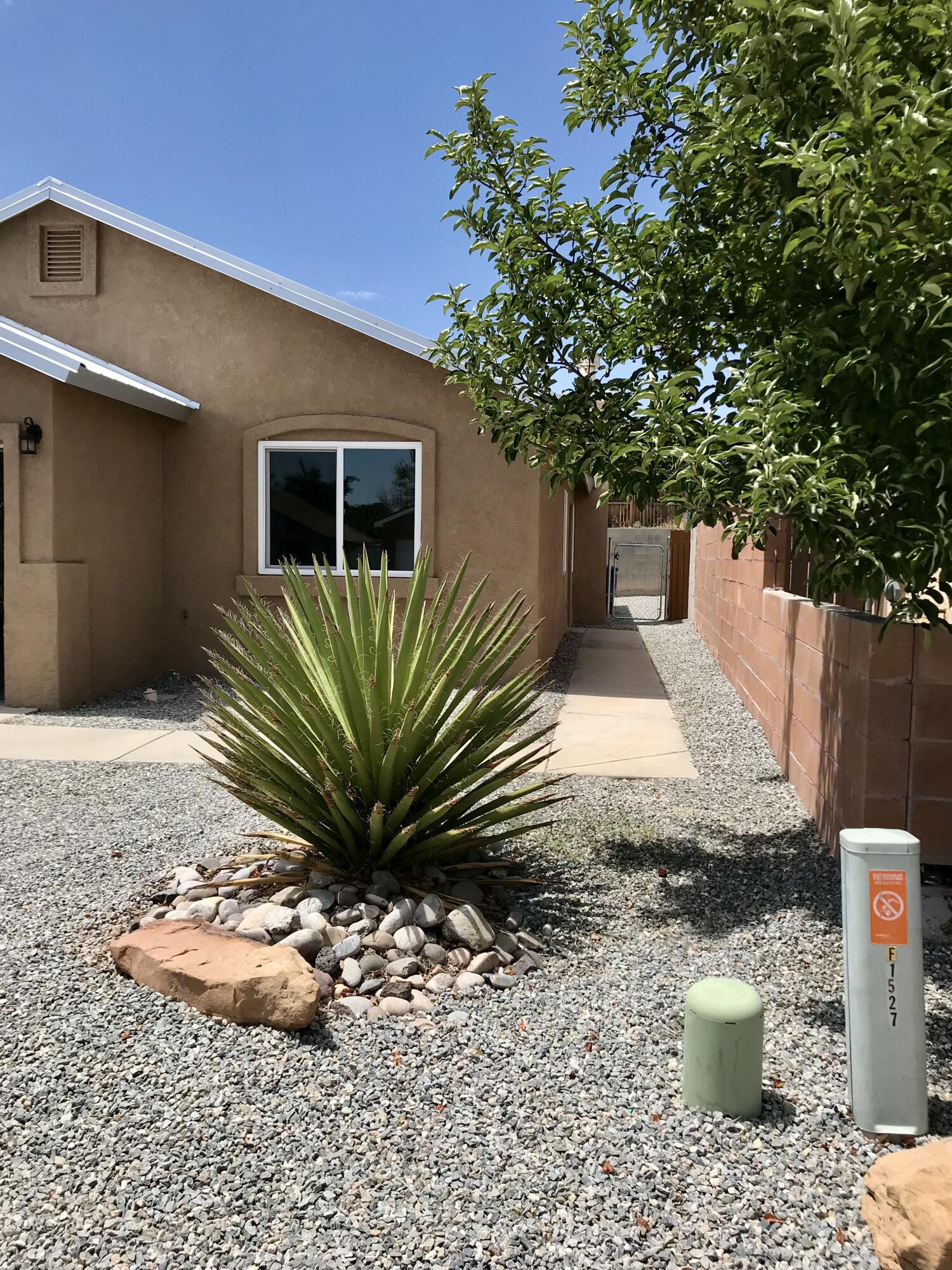 1527 Silent Meadows Place SW