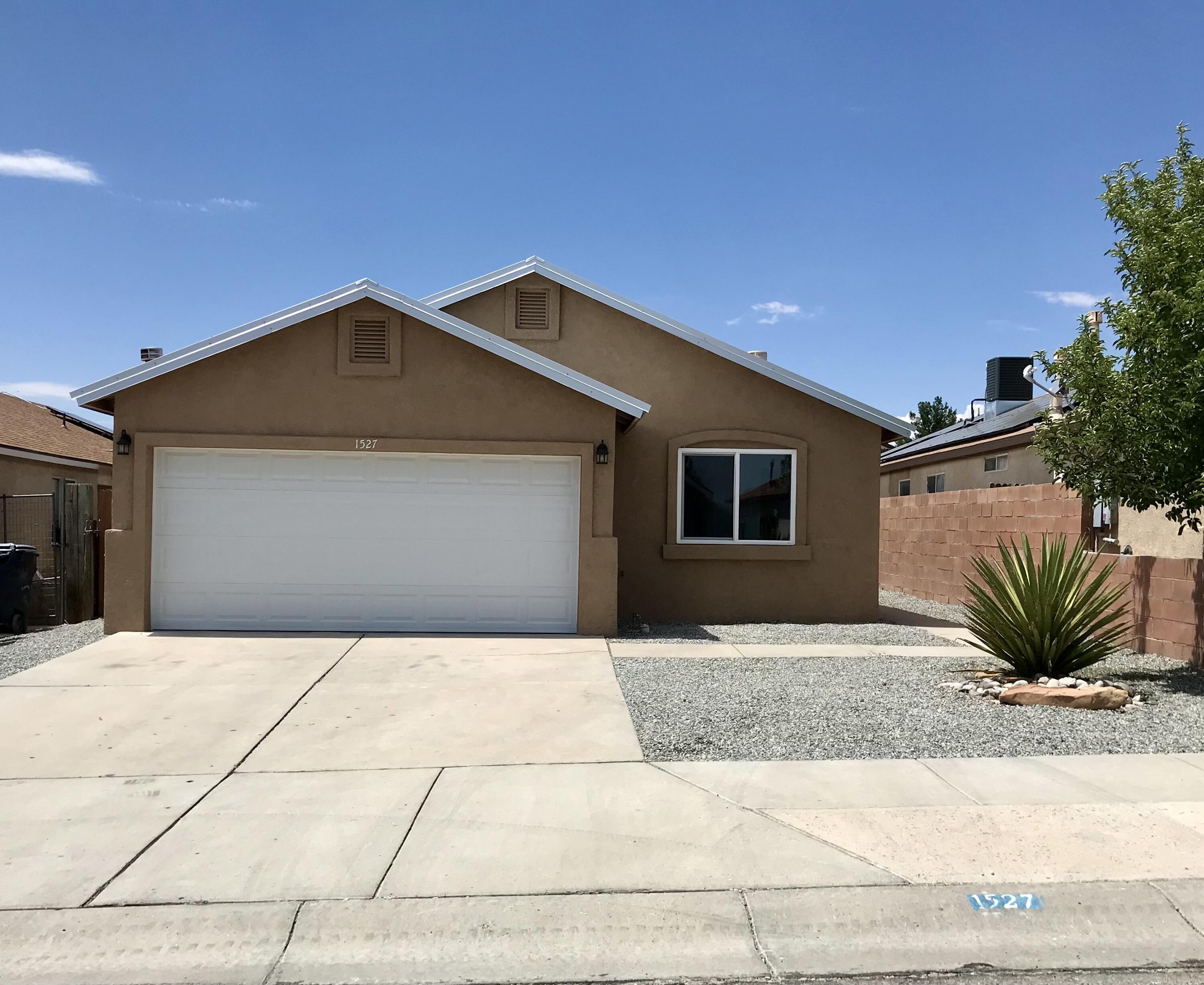 1527 Silent Meadows Place SW