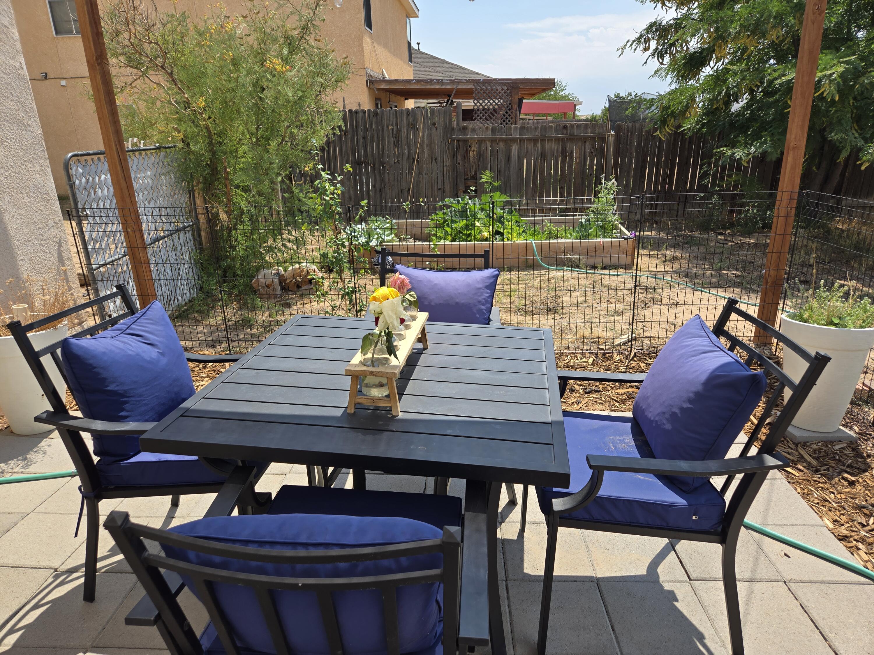 21 Juniper Avenue
