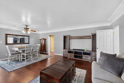 2401 Broadway Boulevard NE