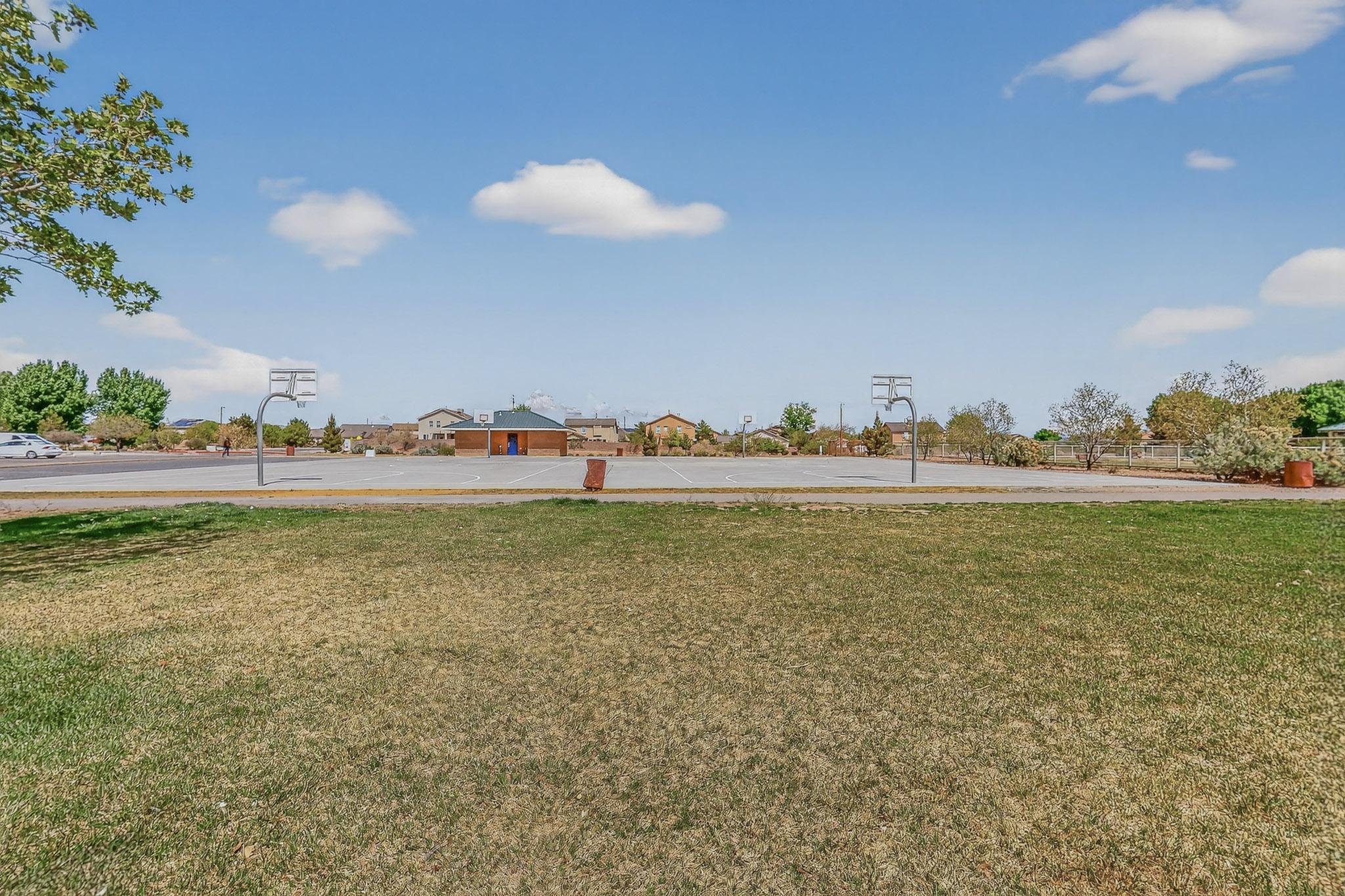 410 W Hicks Drive SW