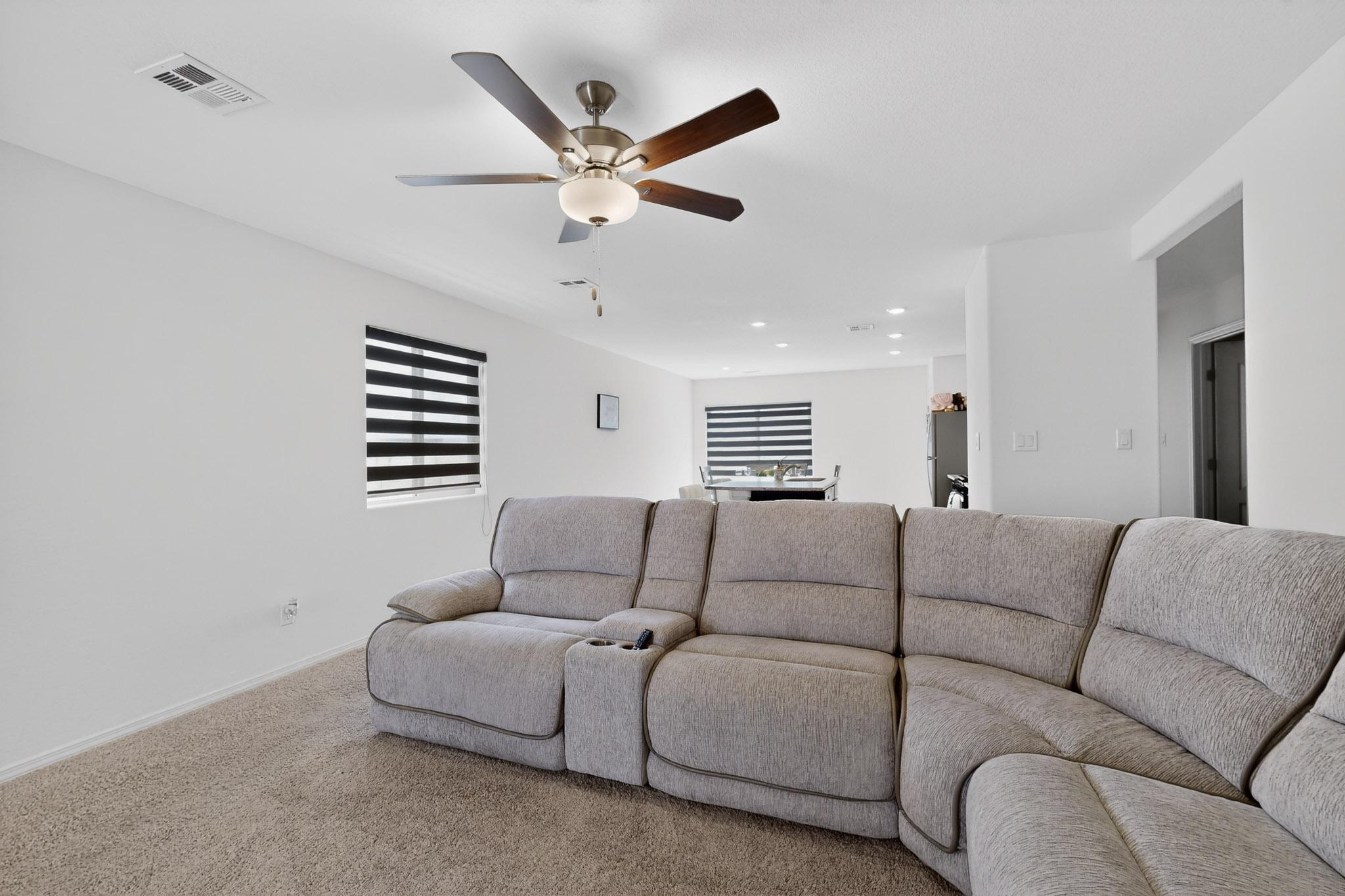 410 W Hicks Drive SW