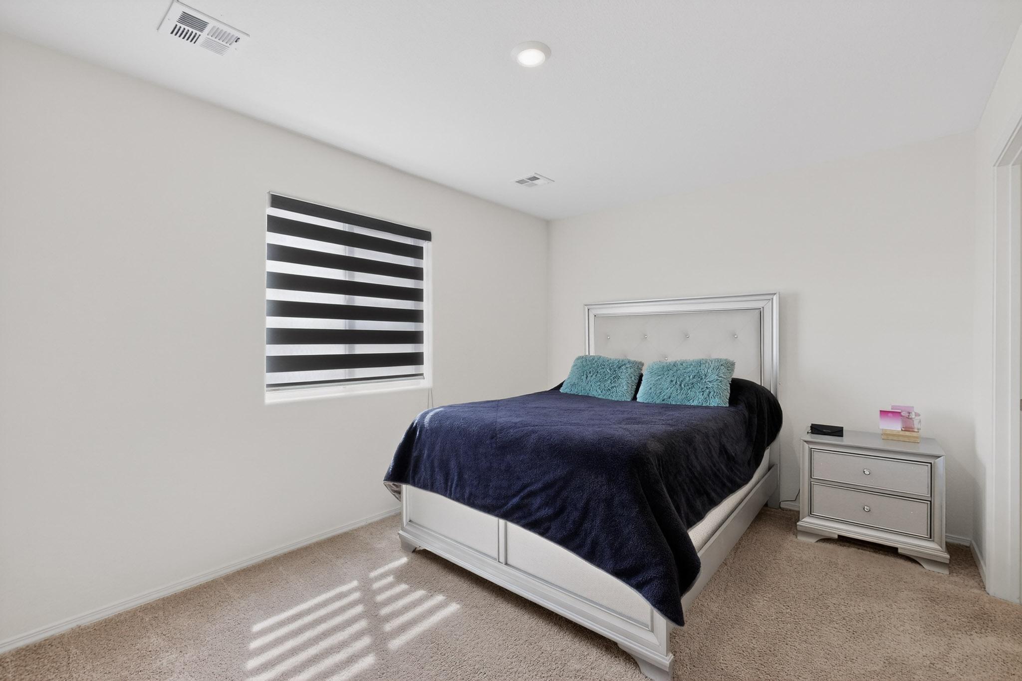 410 W Hicks Drive SW