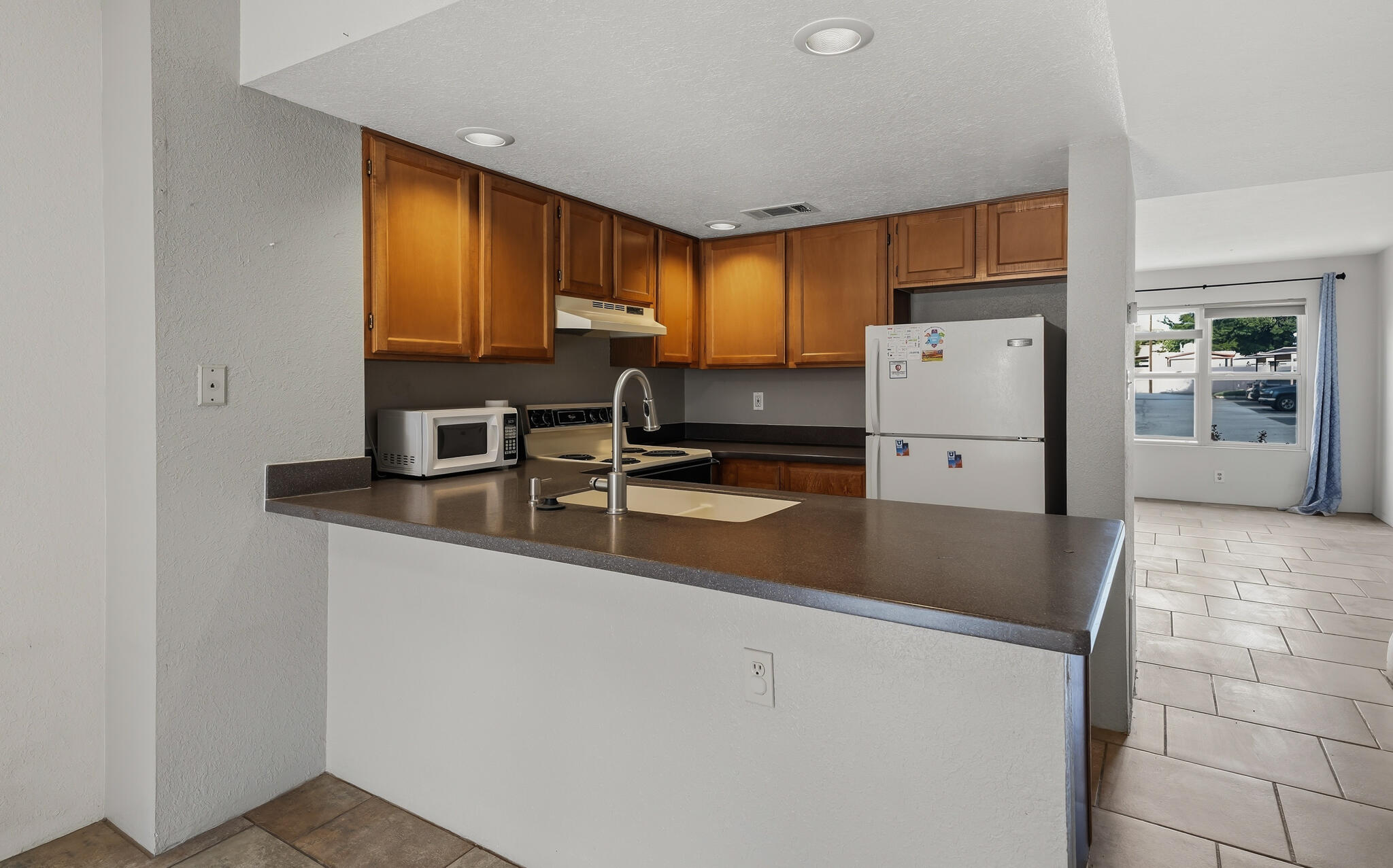 3301 Monroe Street NE UNIT J105