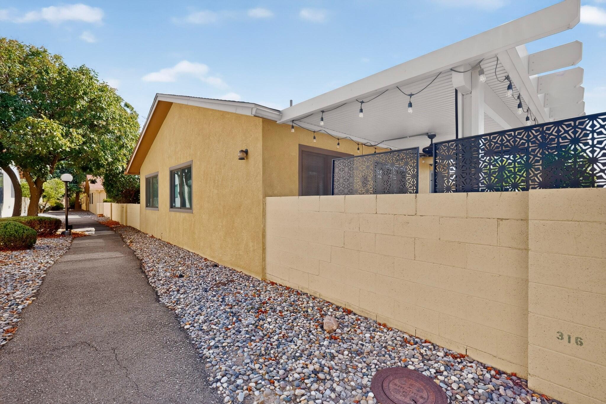 316 Palmer Park Drive NE