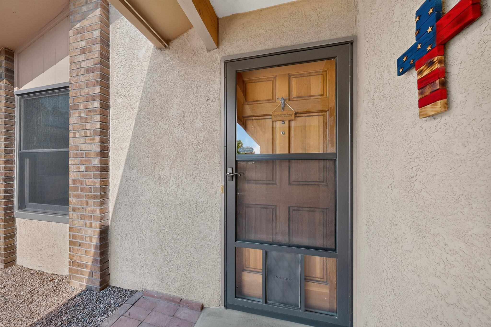 316 Palmer Park Drive NE