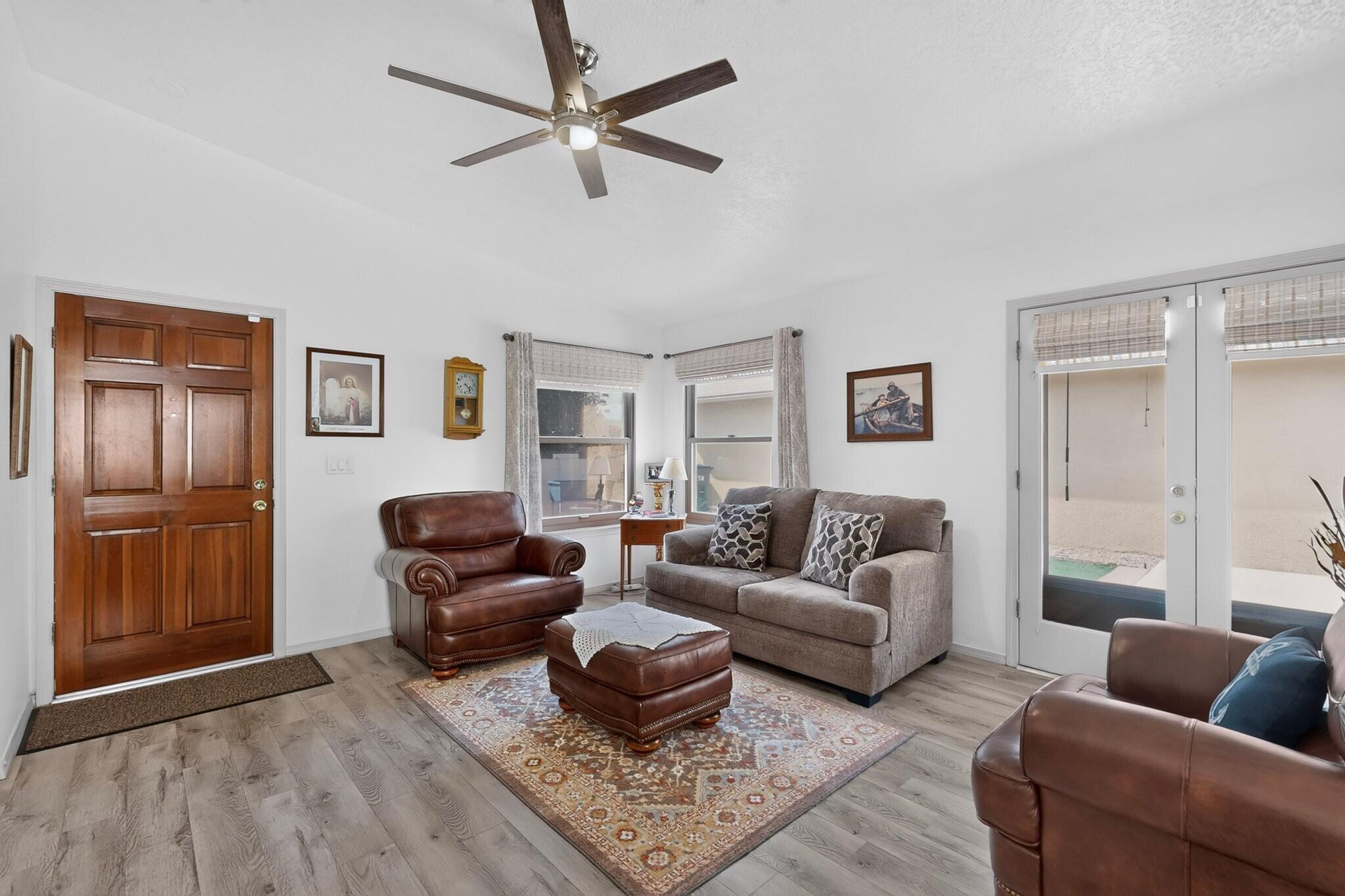 316 Palmer Park Drive NE