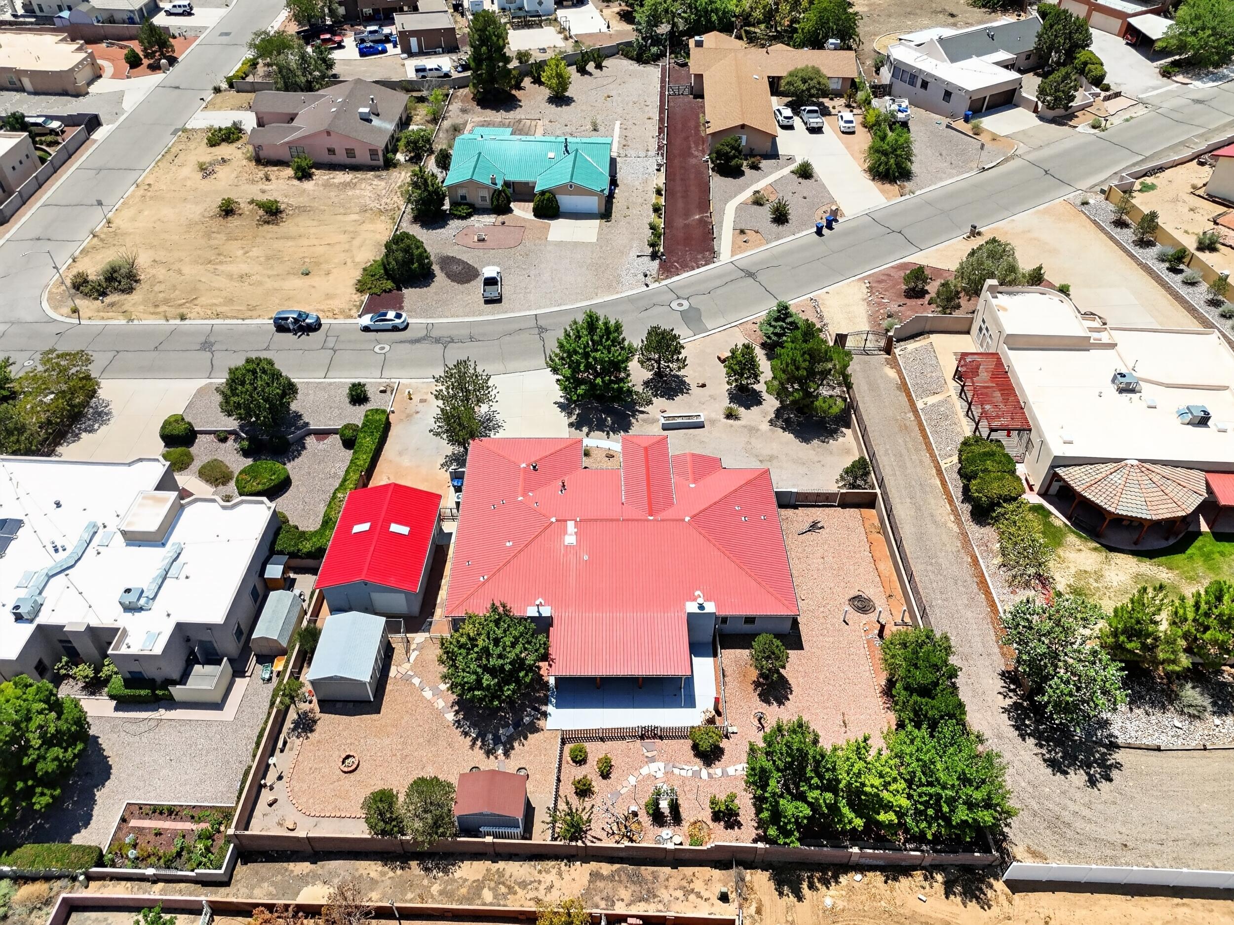 1400 Hillside Drive SW