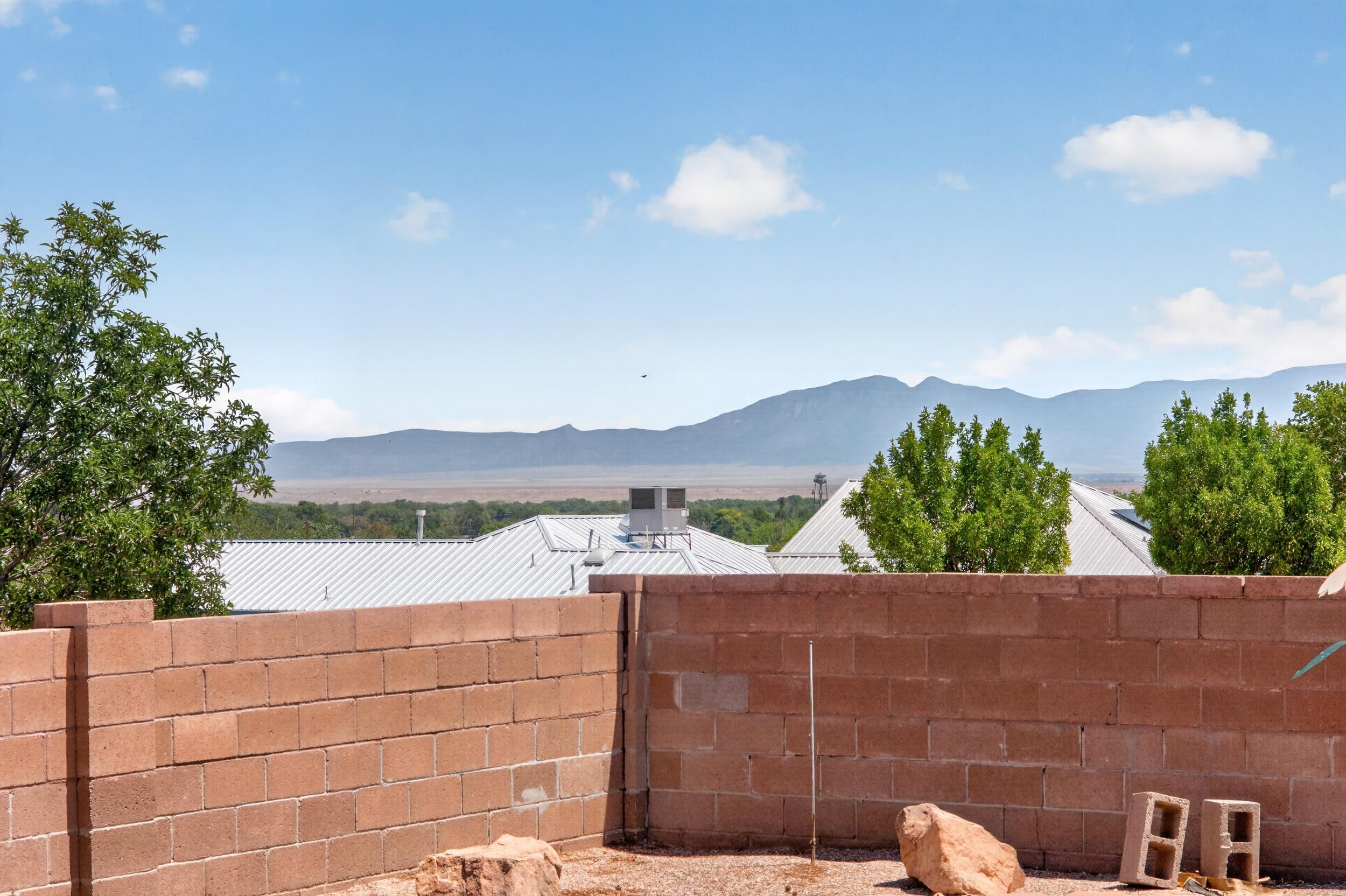 1400 Hillside Drive SW