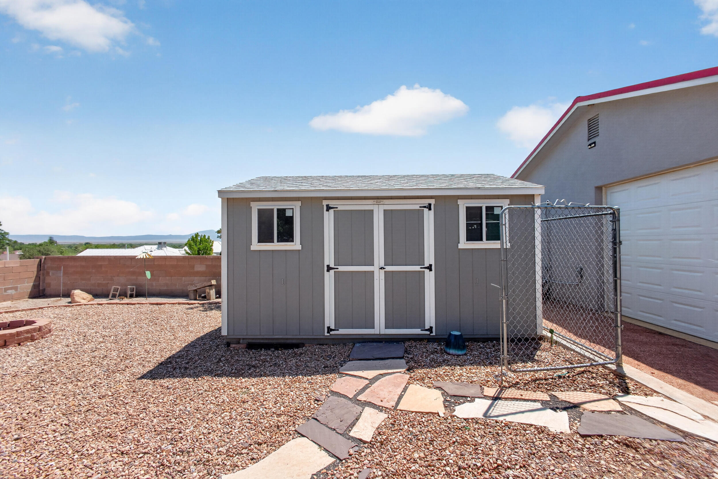 1400 Hillside Drive SW