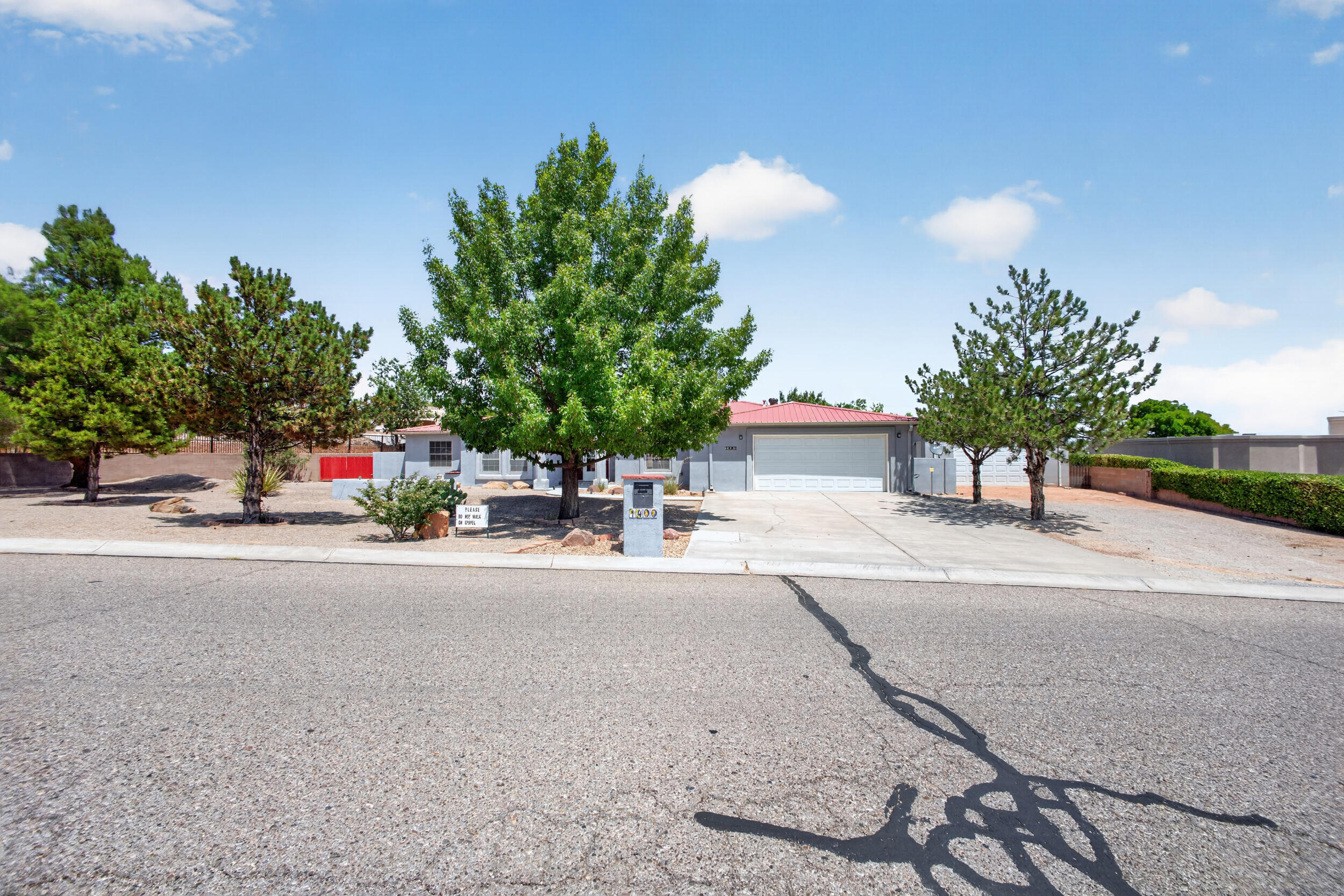 1400 Hillside Drive SW