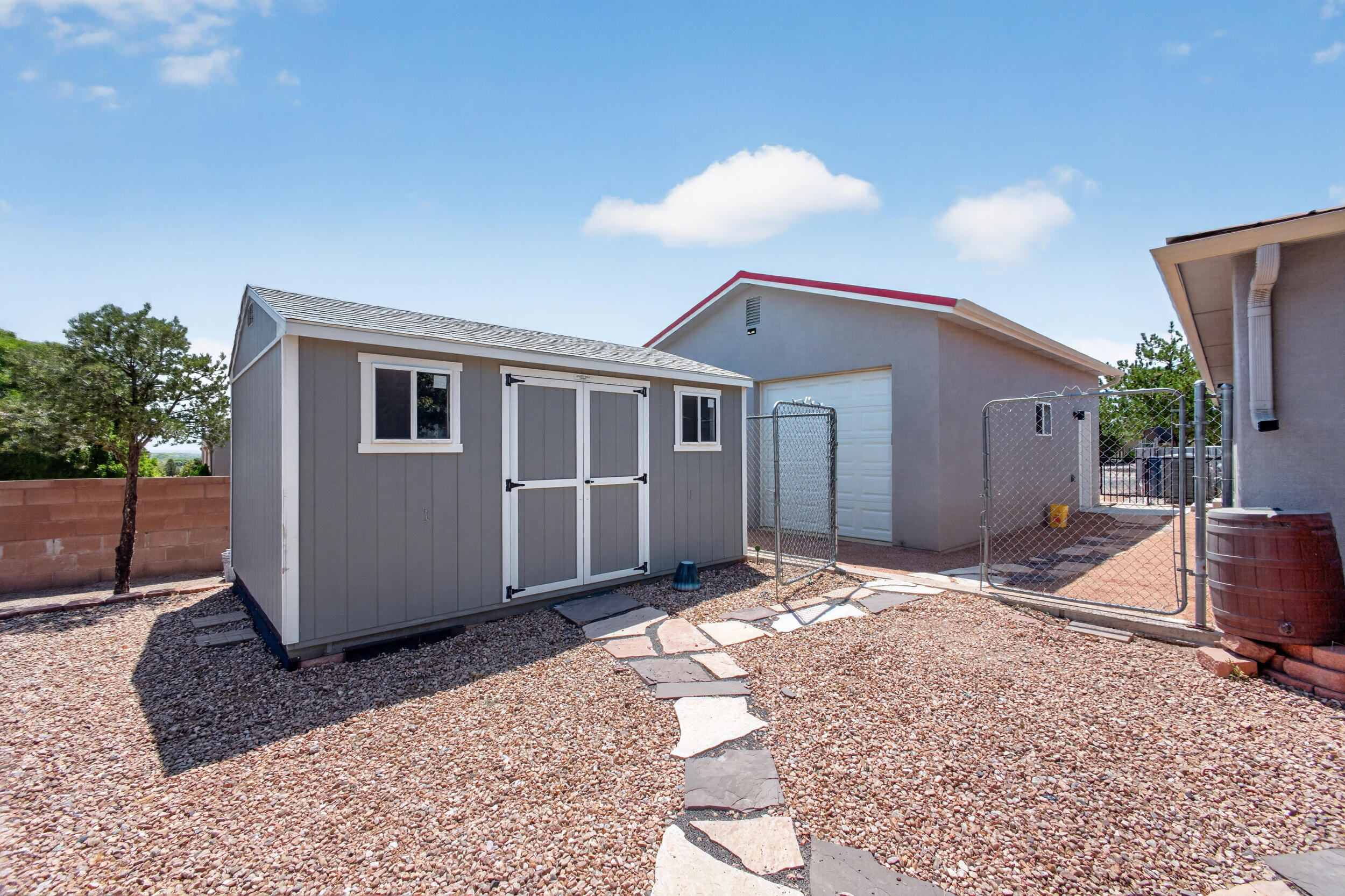 1400 Hillside Drive SW