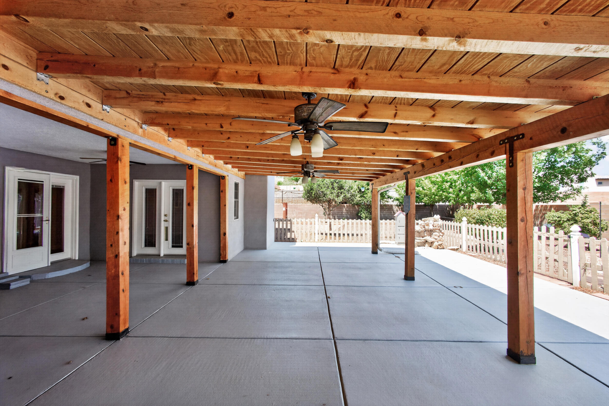 1400 Hillside Drive SW