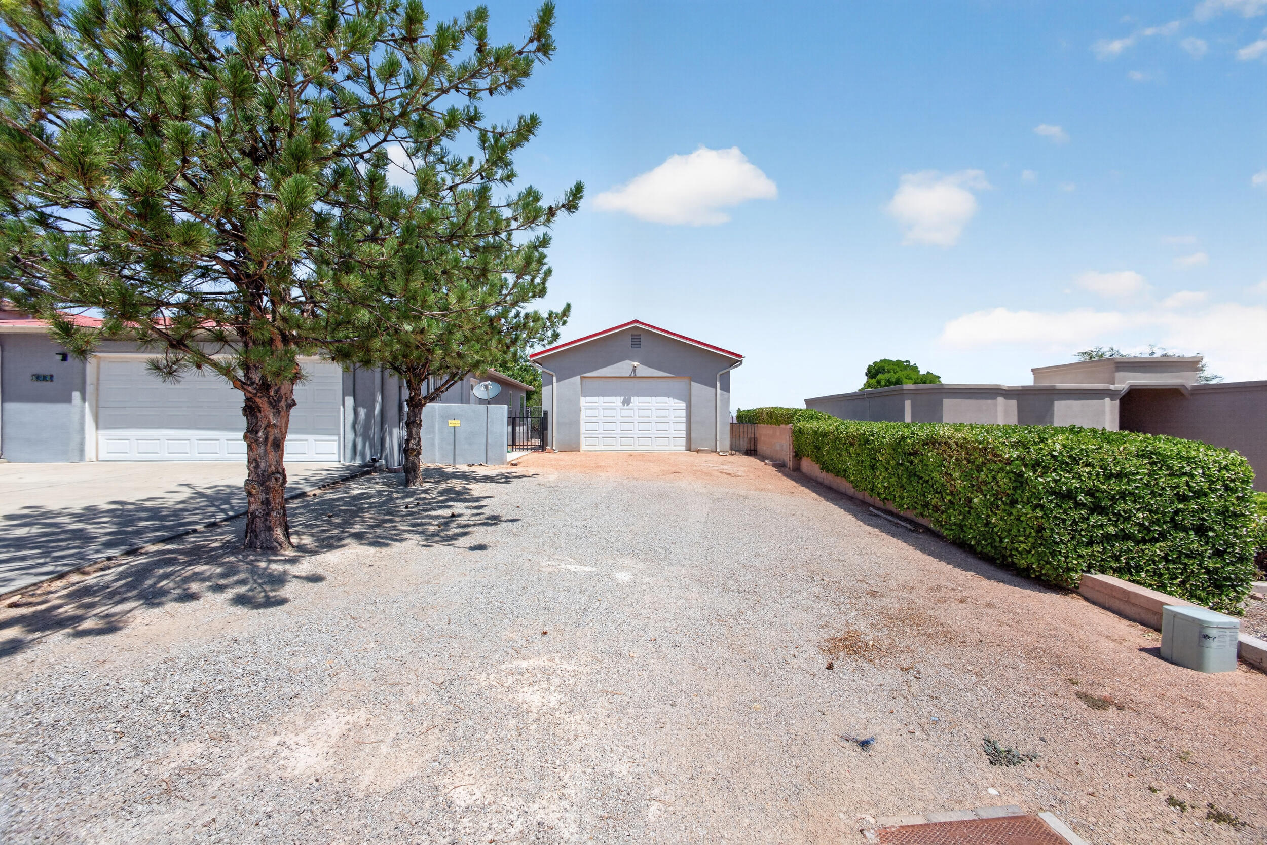 1400 Hillside Drive SW