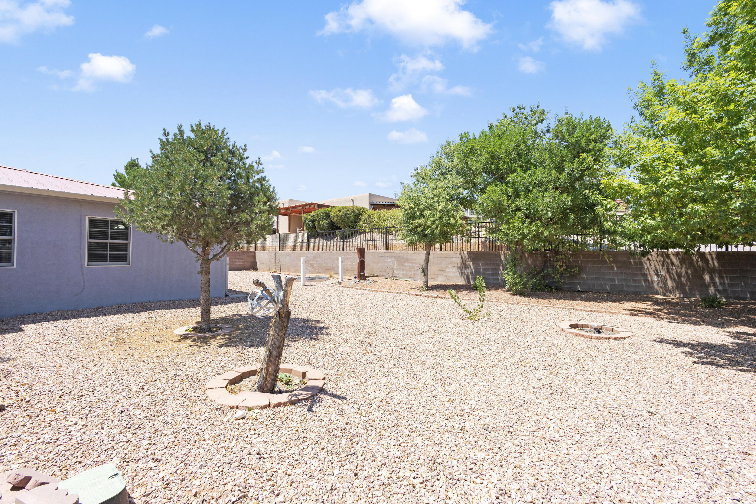 1400 Hillside Drive SW
