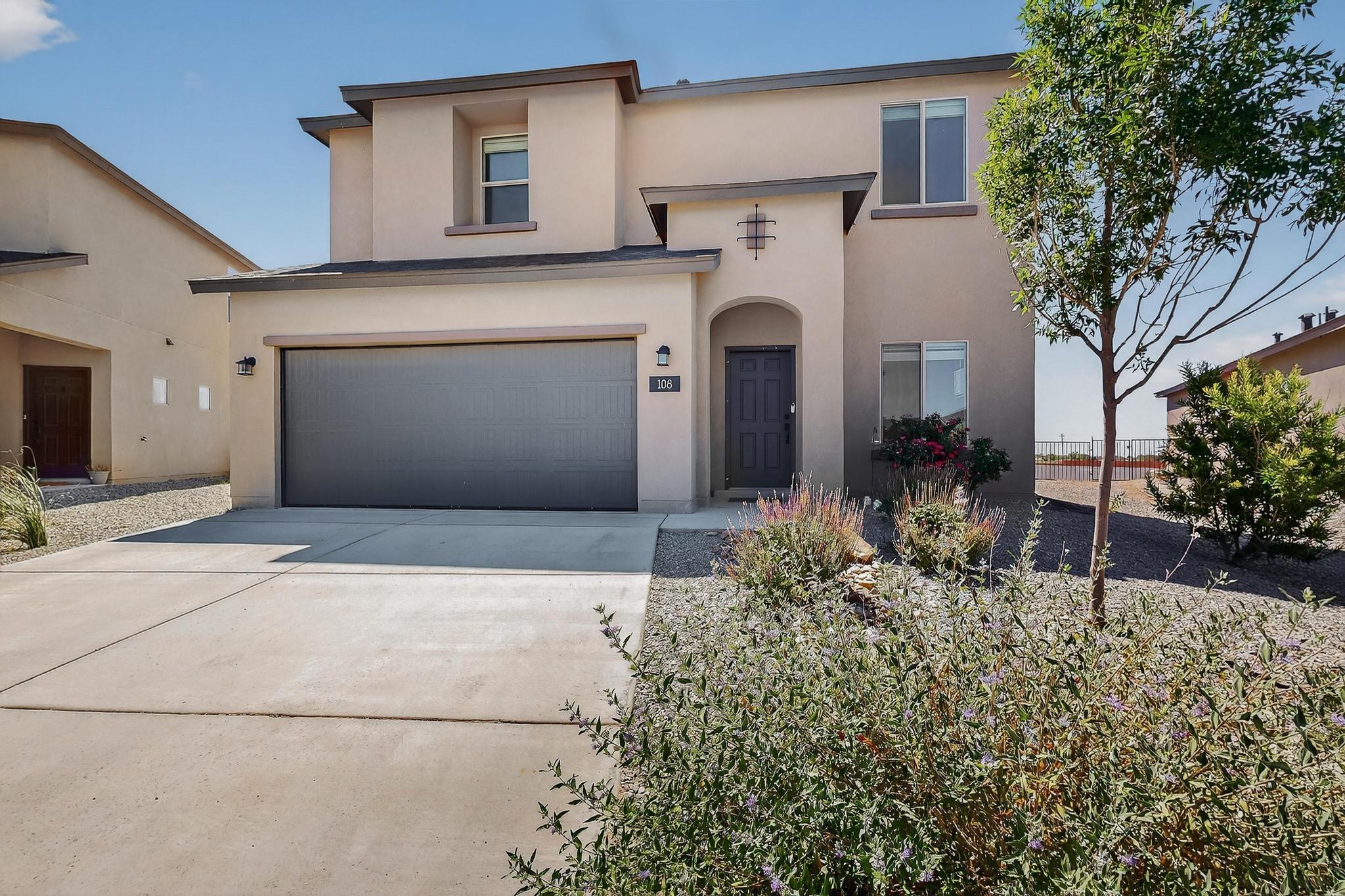 108 Hue Street SW