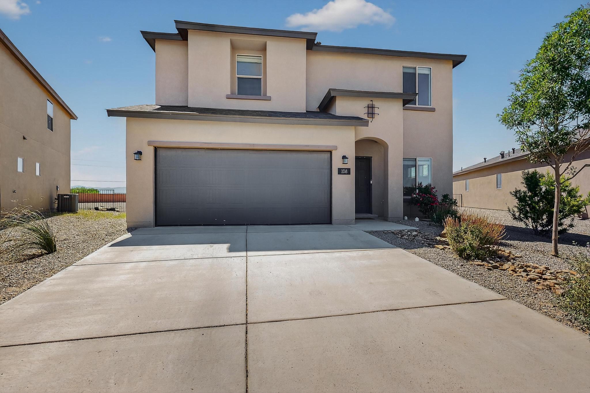 108 Hue Street SW
