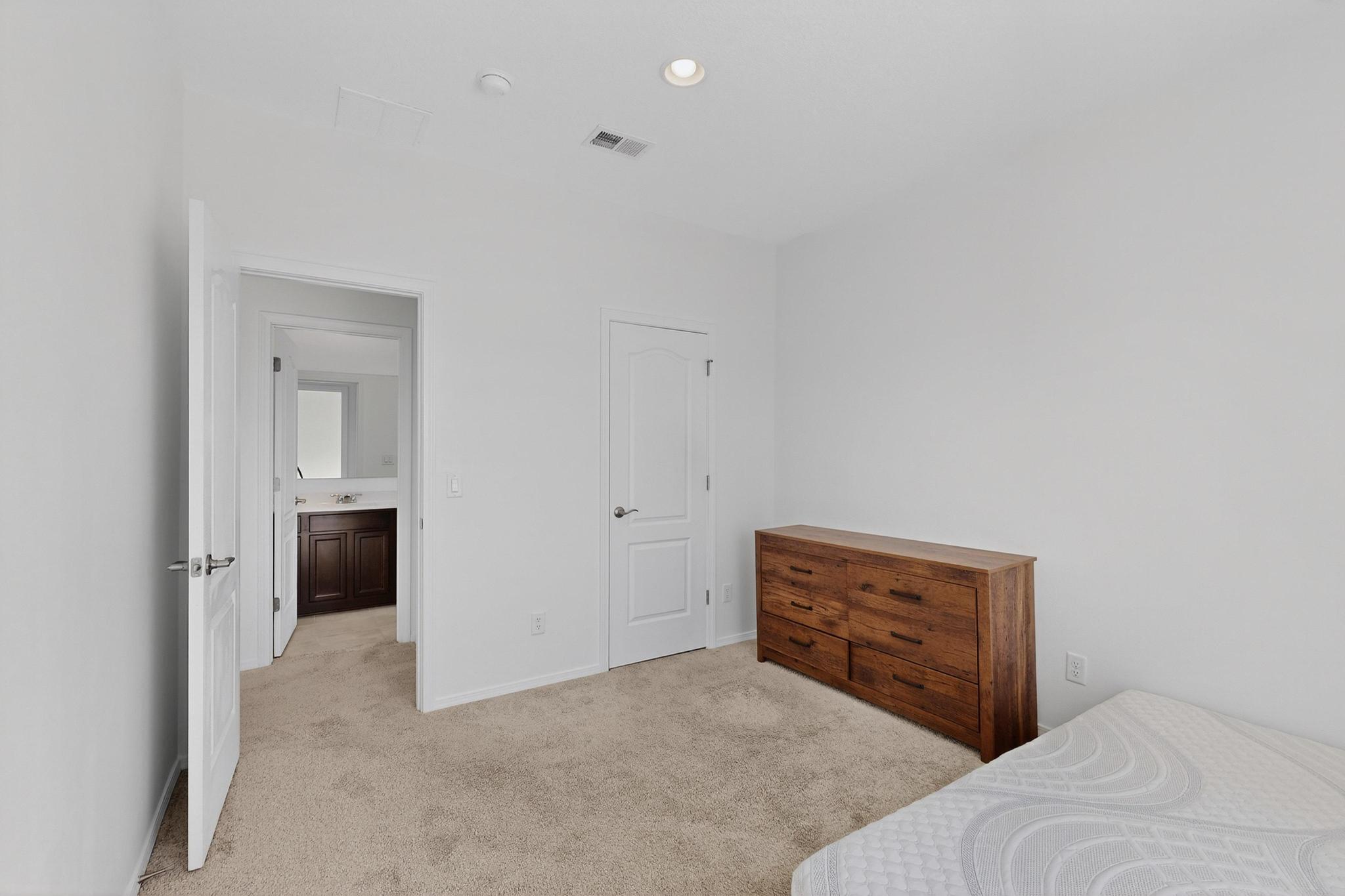 108 Hue Street SW