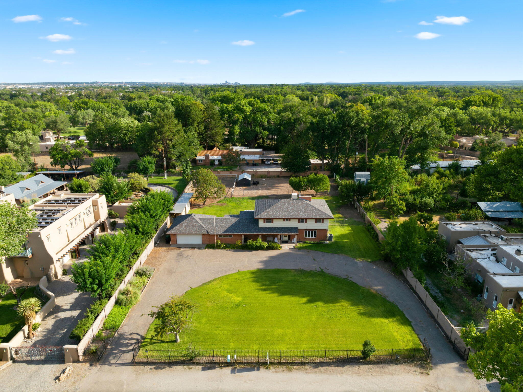 800 Pueblo Solano Road NW