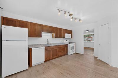 705 Palomas Drive SE
