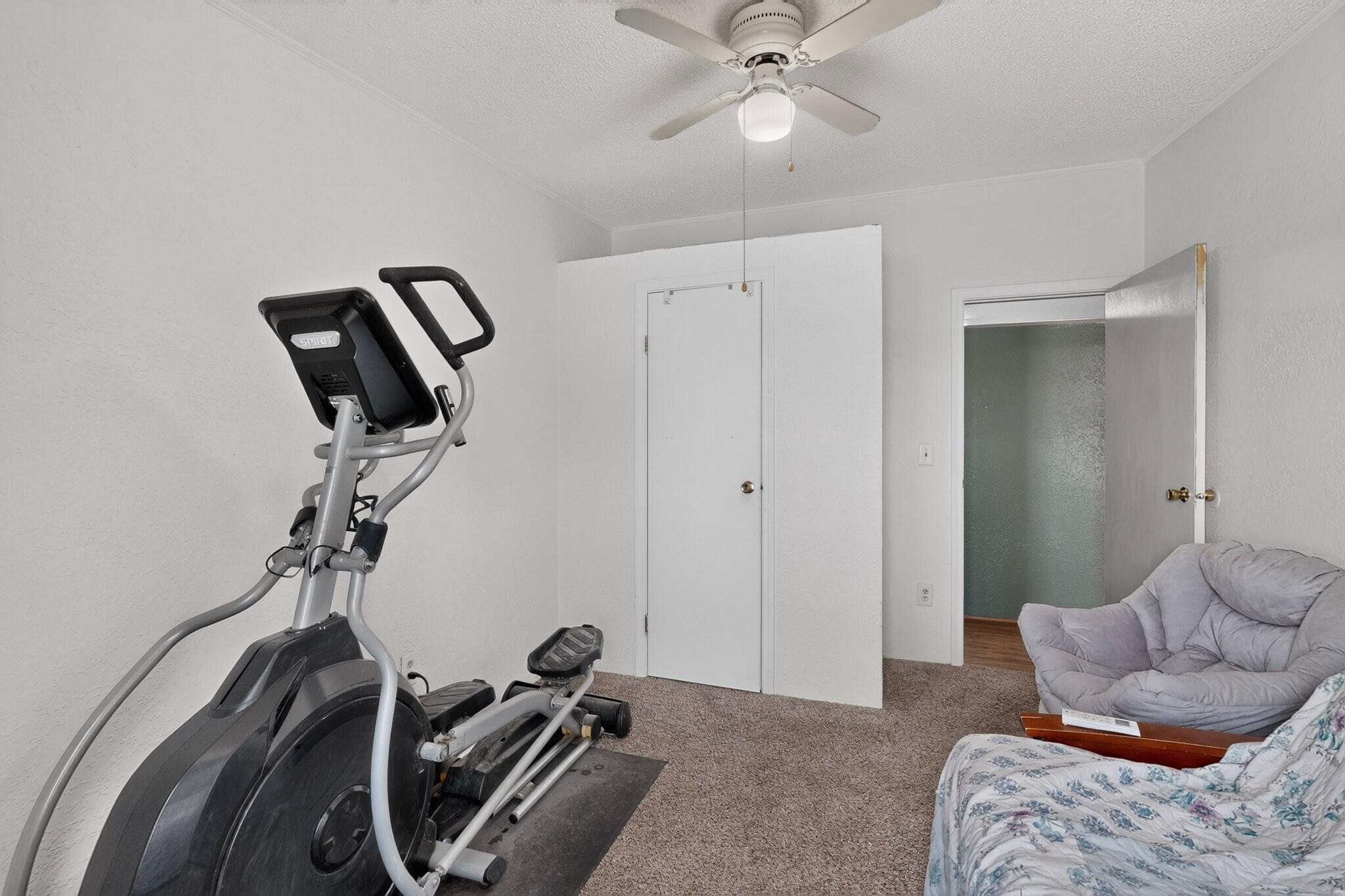 10 Reata Road