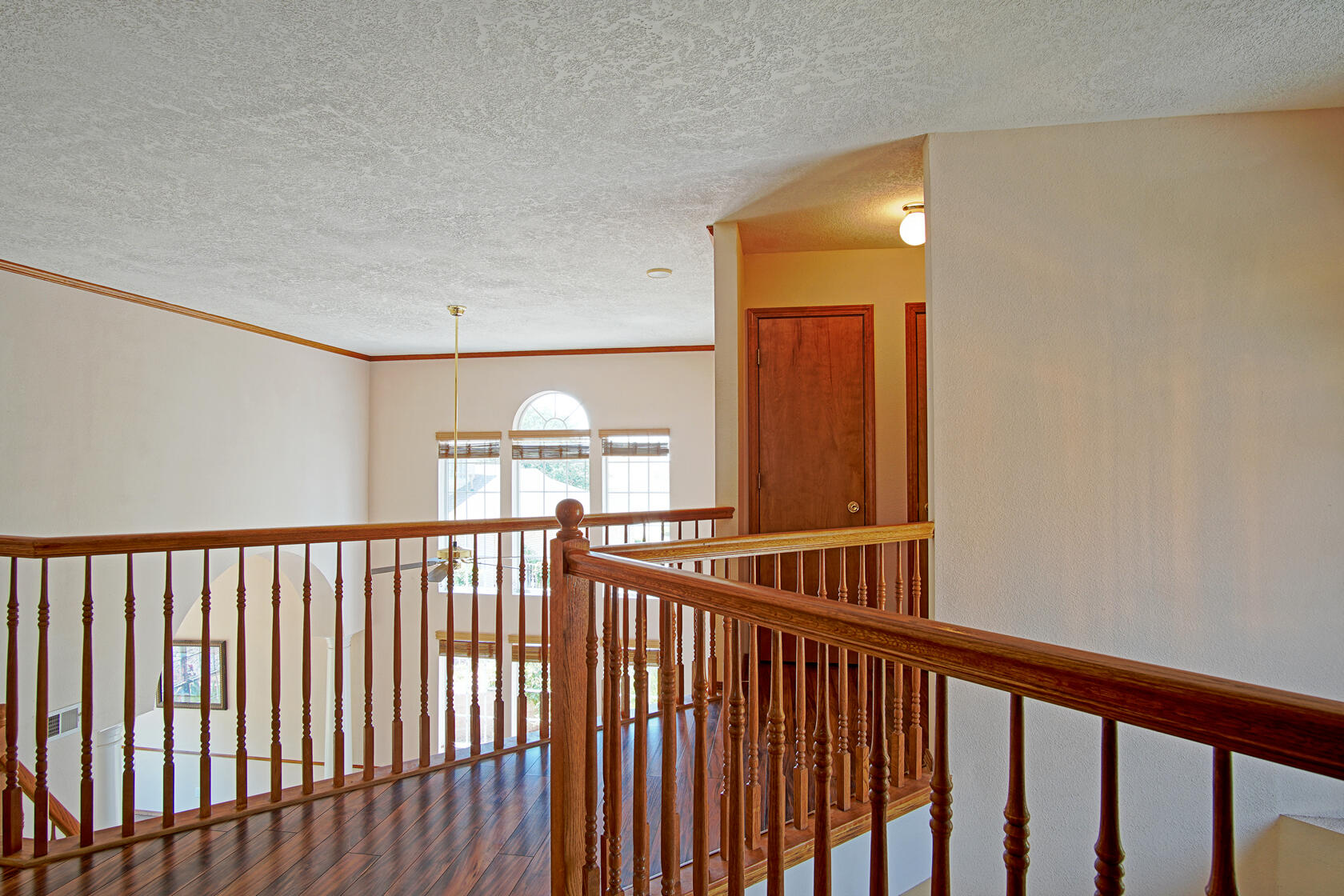 2869 W Island Loop SE