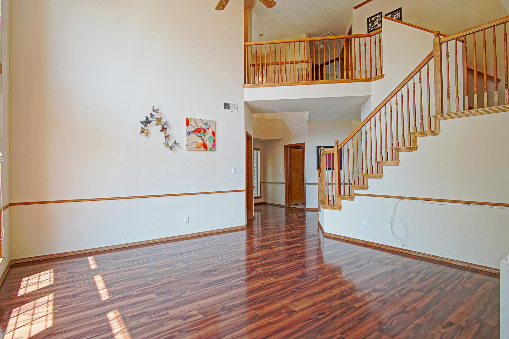 2869 W Island Loop SE