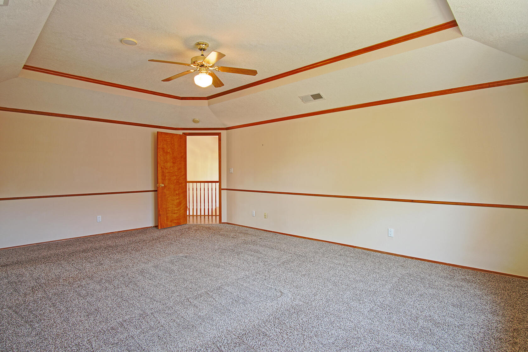 2869 W Island Loop SE
