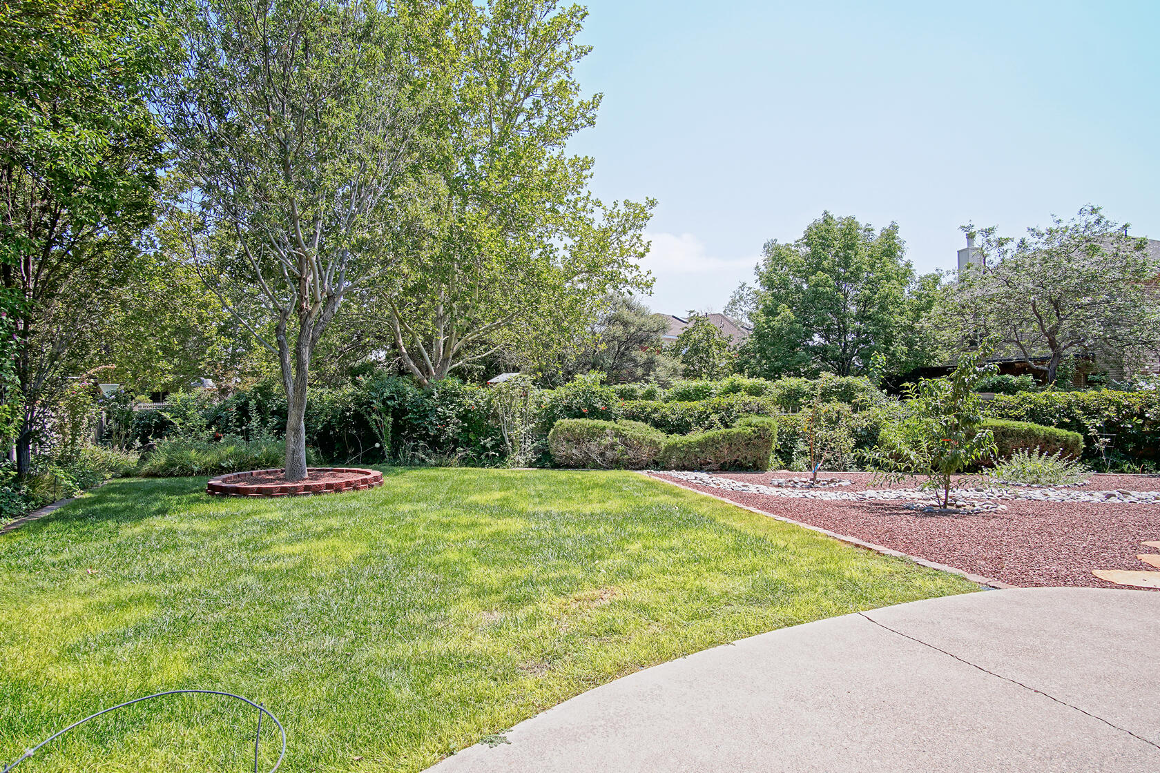 2869 W Island Loop SE
