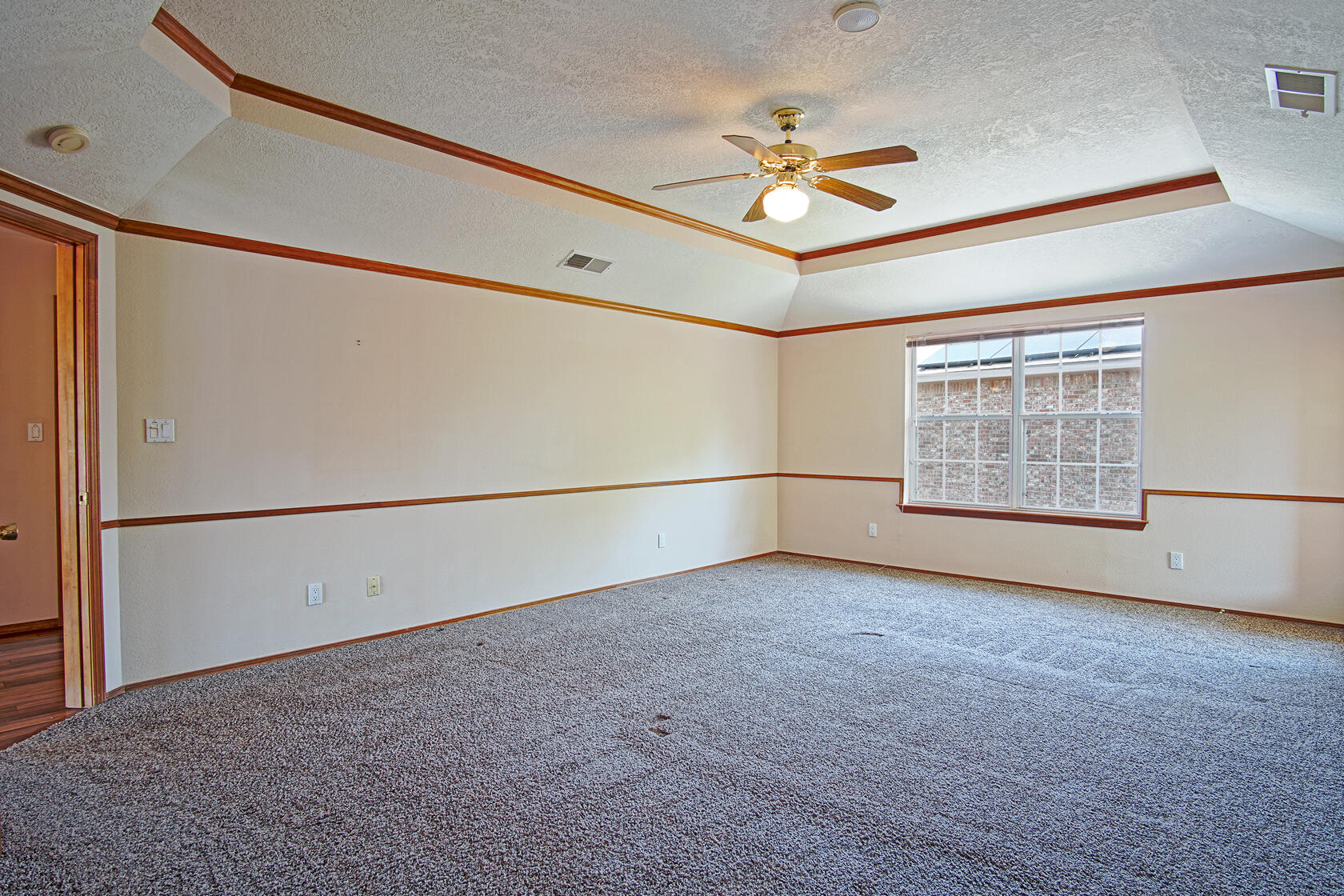 2869 W Island Loop SE