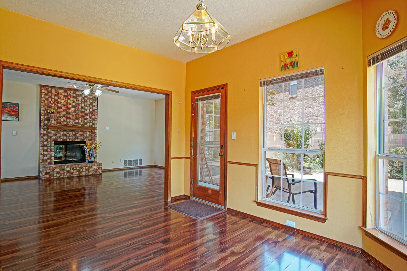 2869 W Island Loop SE
