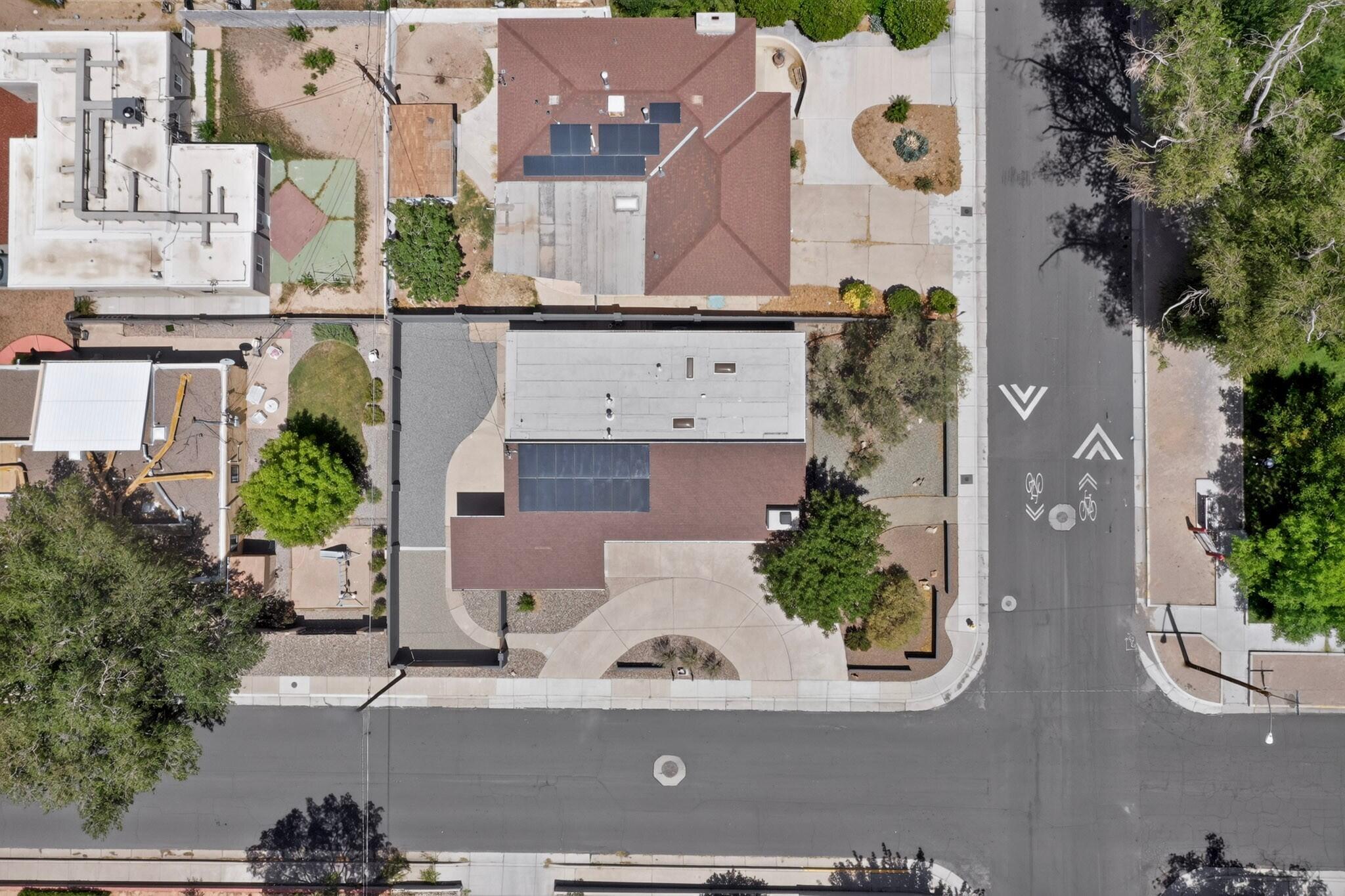 701 Alvarado Drive NE