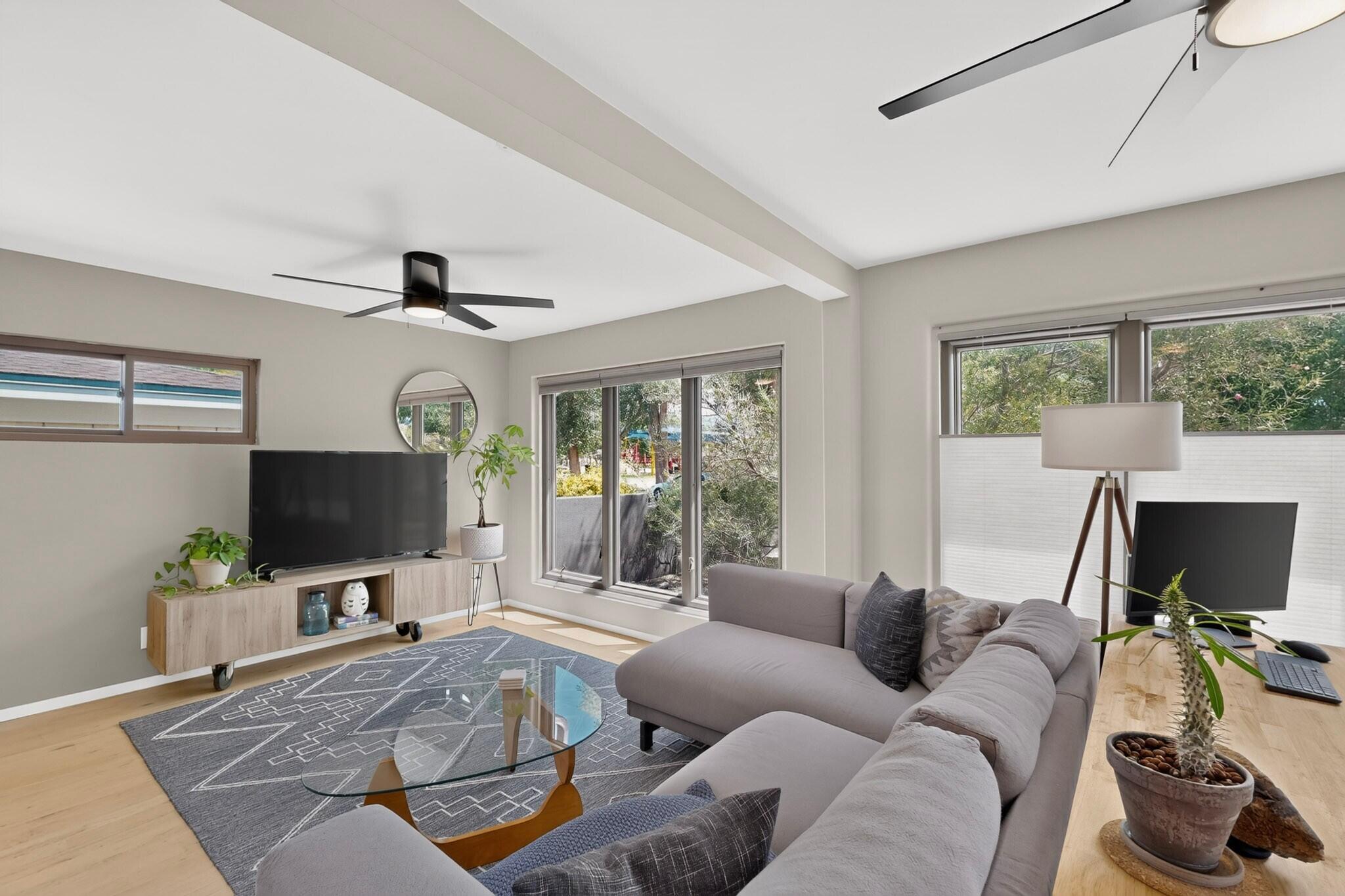 701 Alvarado Drive NE
