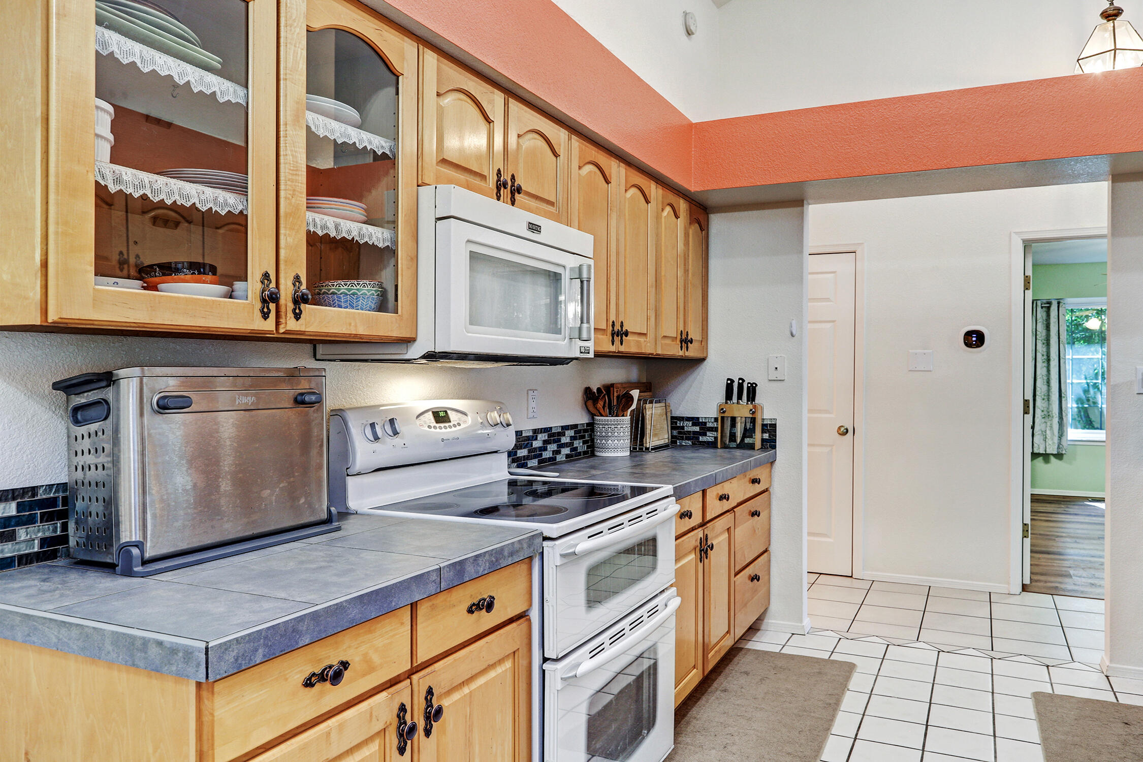 1111 Blue Quail Road NE