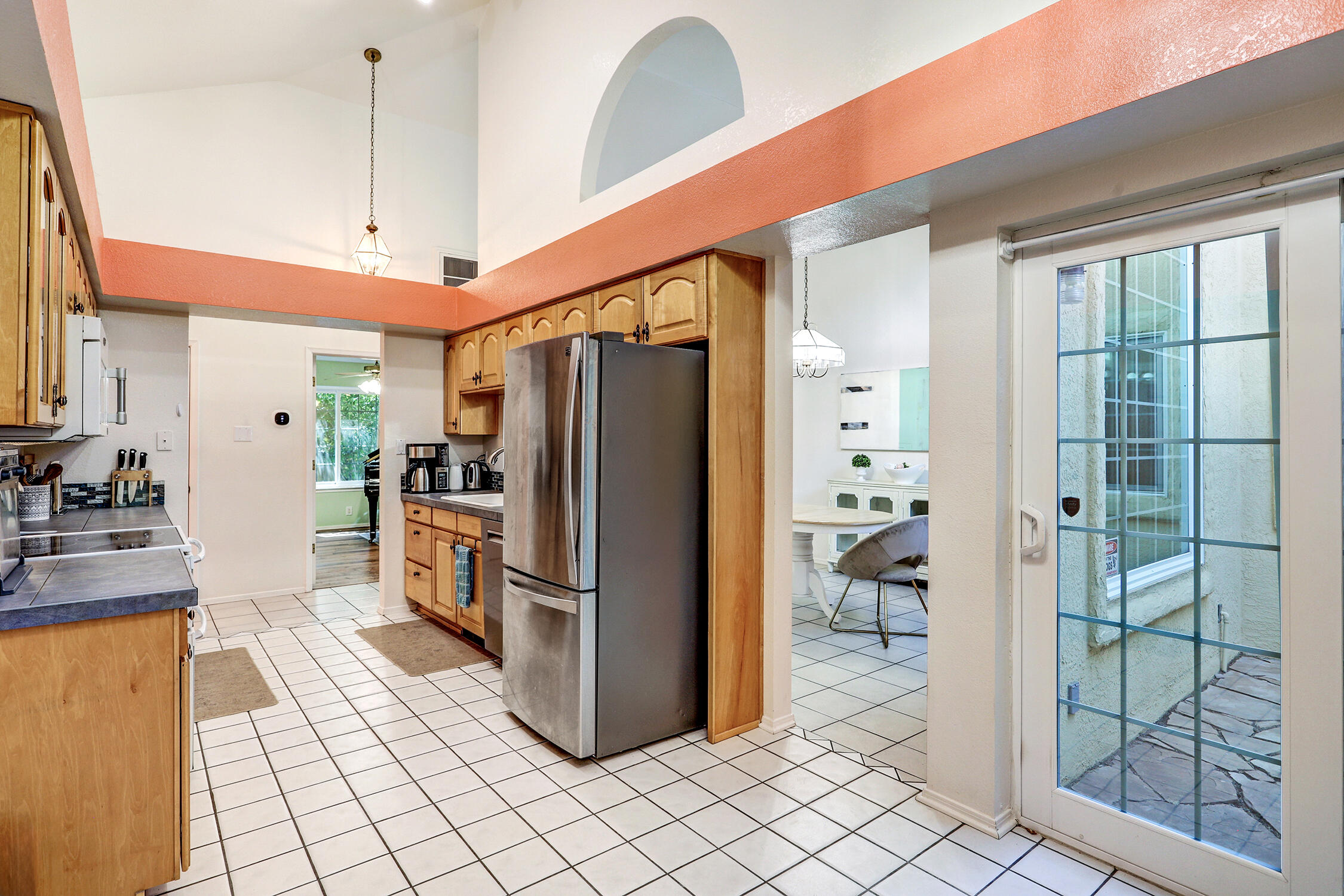 1111 Blue Quail Road NE