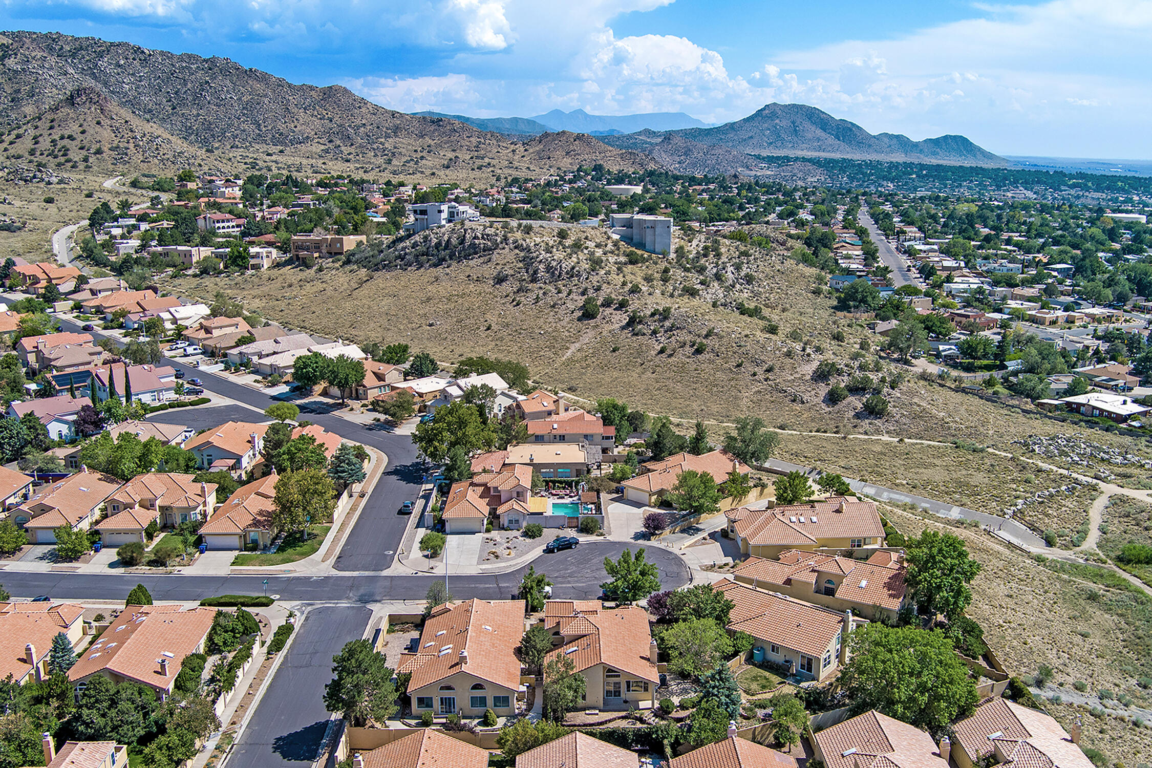 1111 Blue Quail Road NE