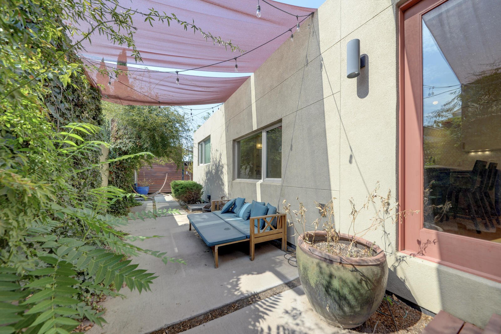 1104 Iron Avenue SW