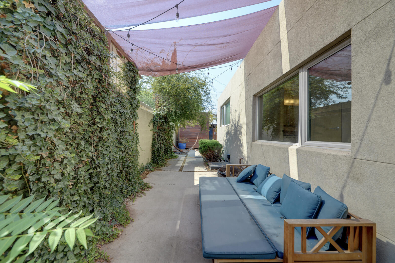1104 Iron Avenue SW